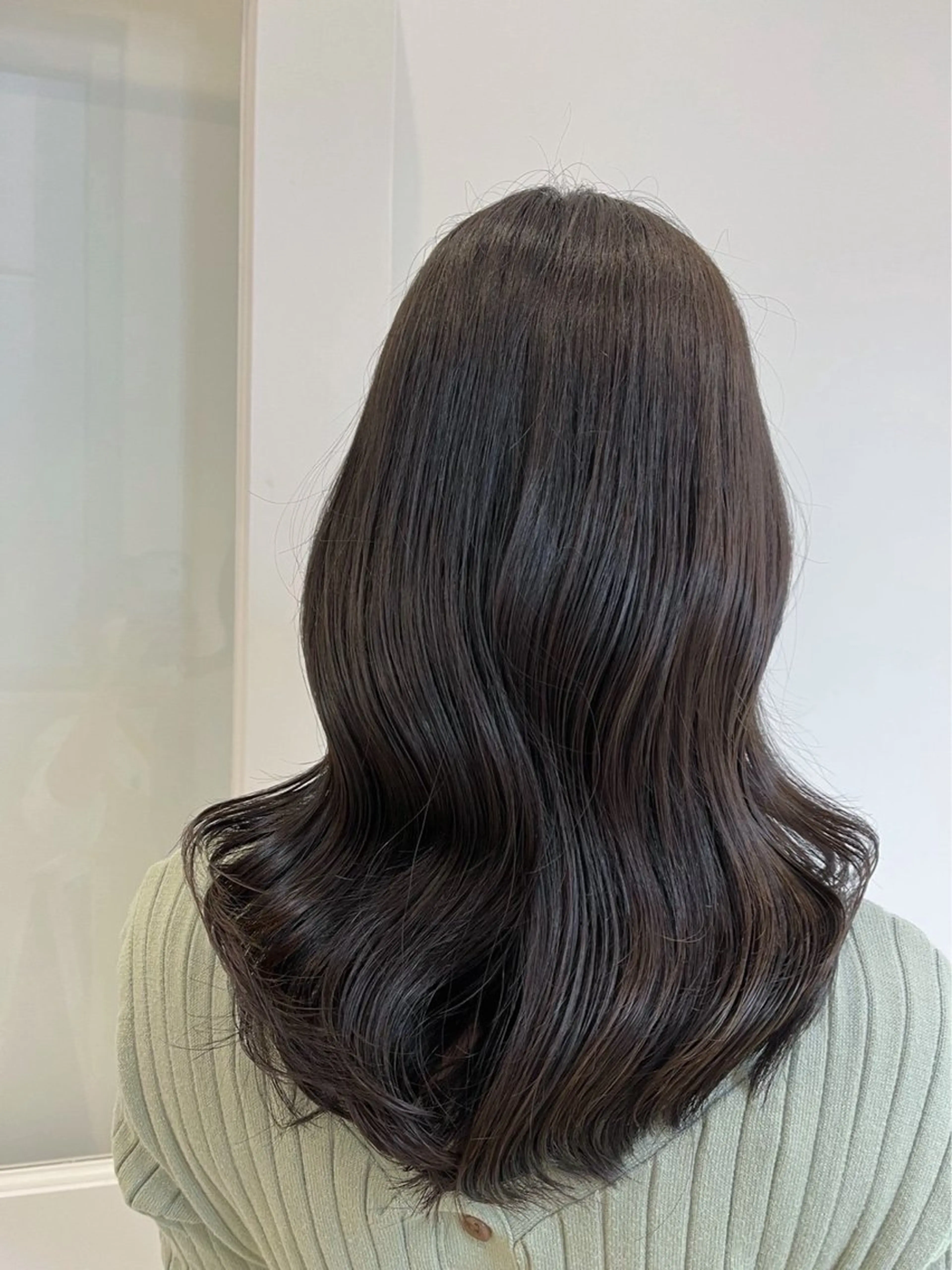 セミロング カラー 🍜のばた 🍜のヘアスタイル