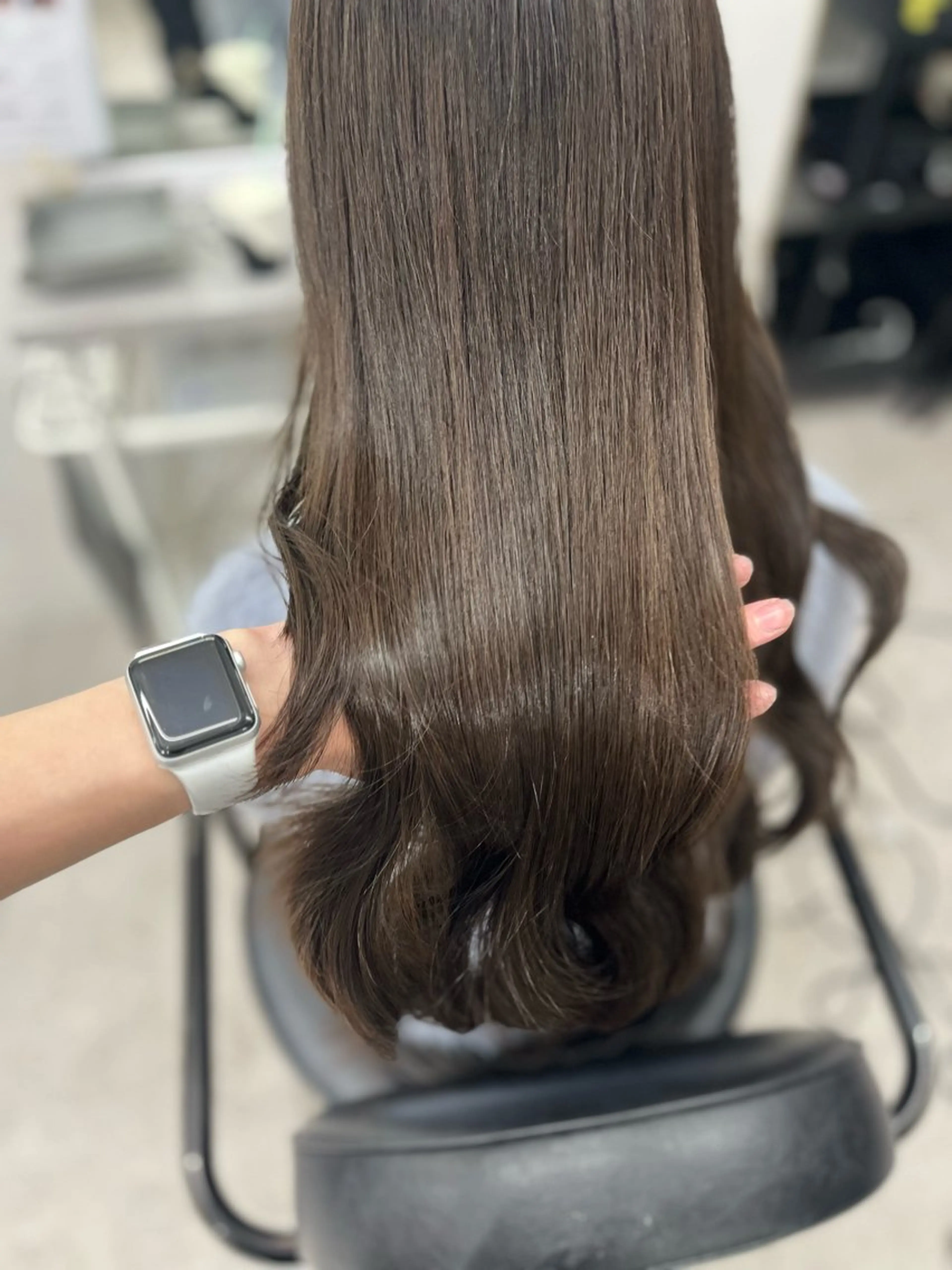 ロング カラー ベージュカラー オリーブベージュ カット ヘアカラー トリートメント 🫧ぷる艶カラー🫧 Yuubi🦩のヘアスタイル