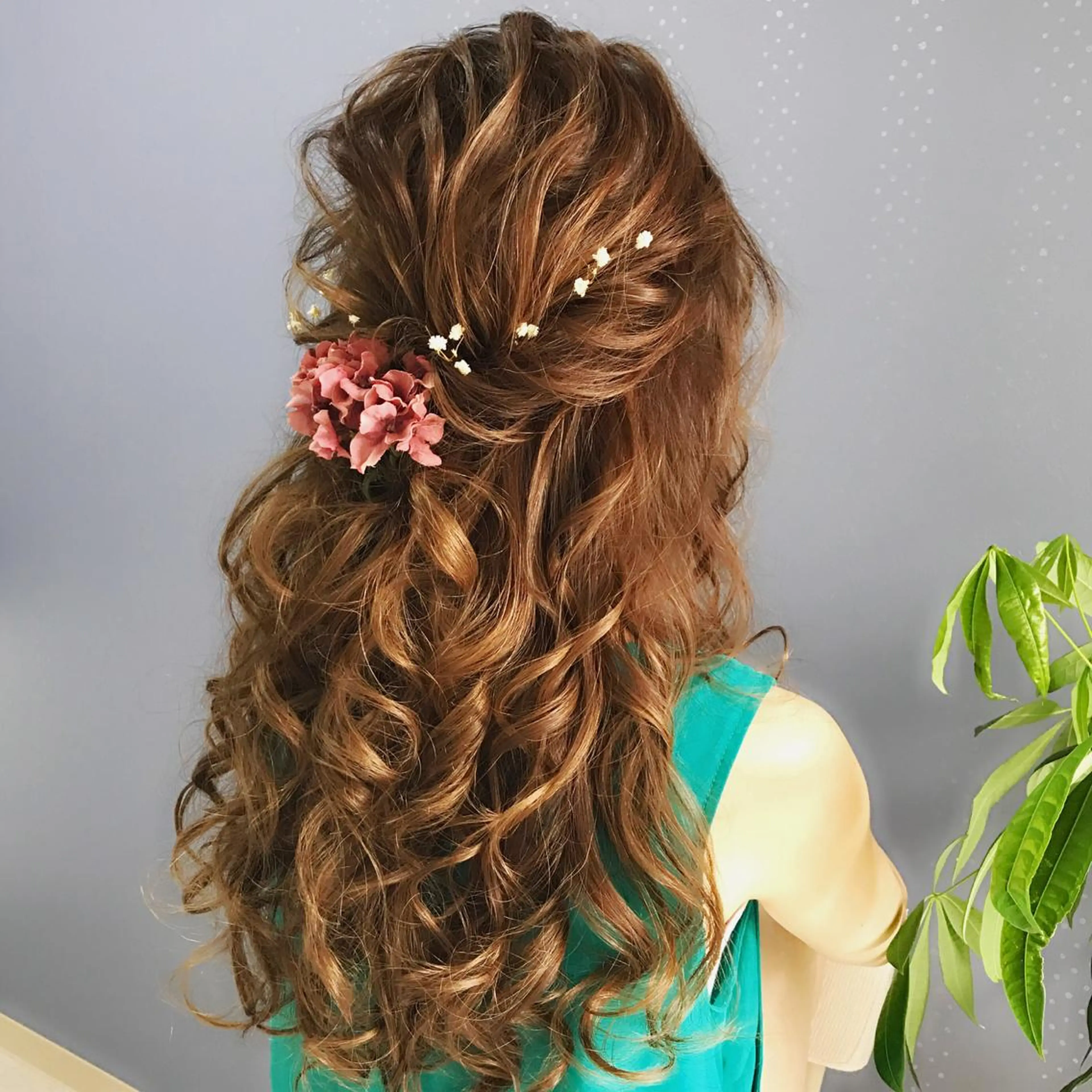 ロング 【カメレオン】 上村 祥子のヘアスタイル