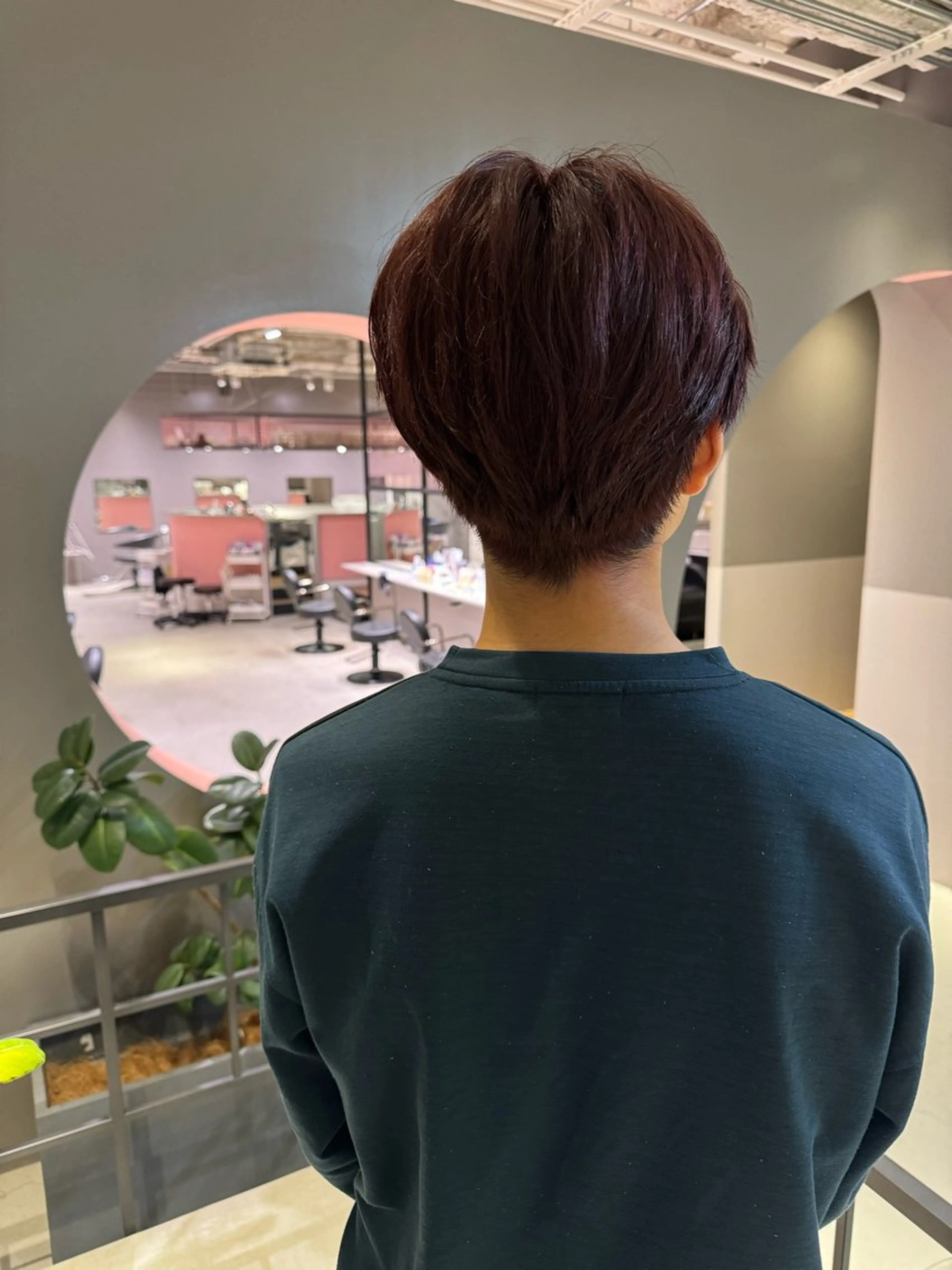 ショート カラー メンズ レッドカラー il buddy hair所属・石崎 梨華のヘアスタイル