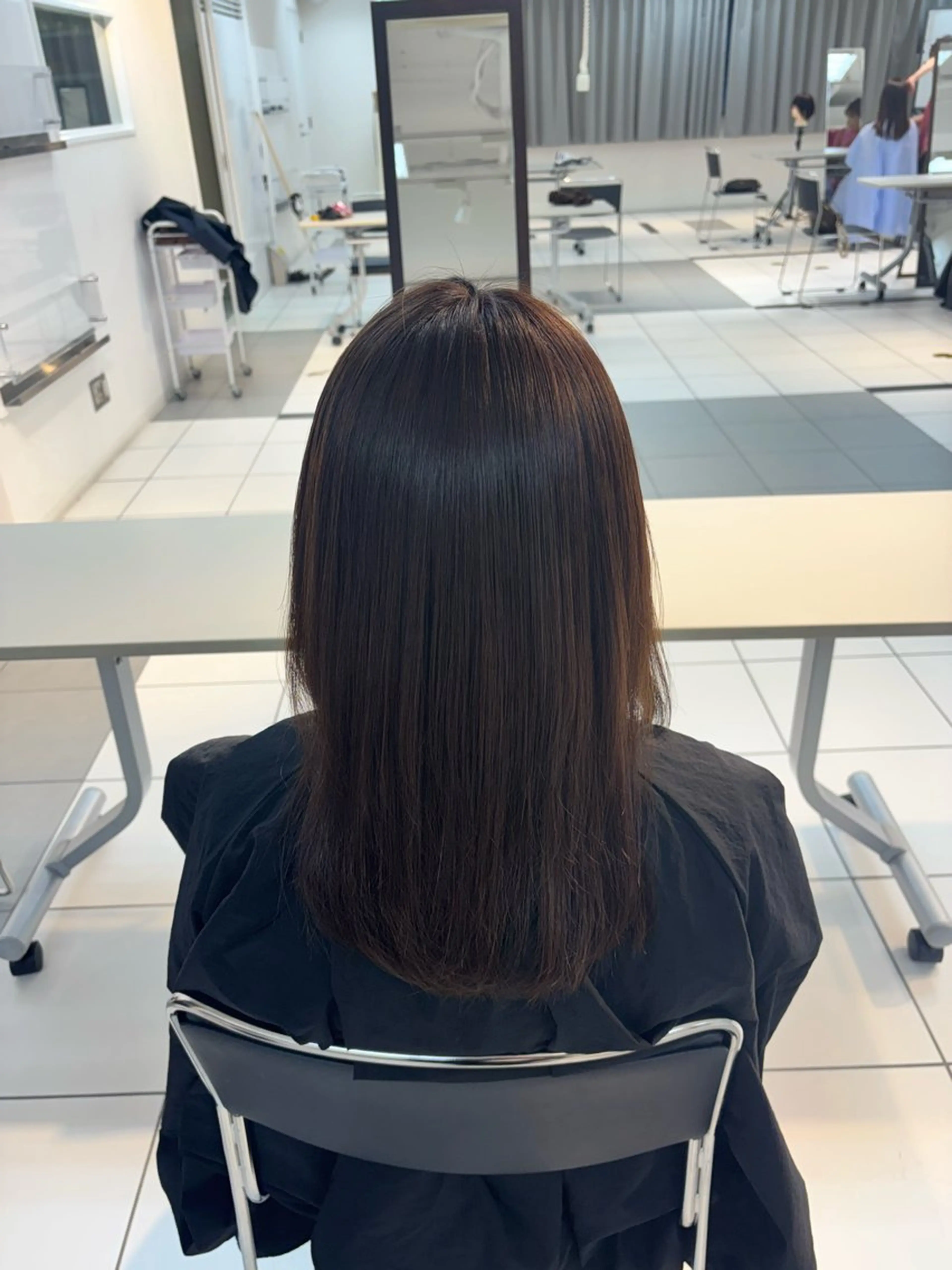 ミディアム 入江 麻帆のヘアスタイル