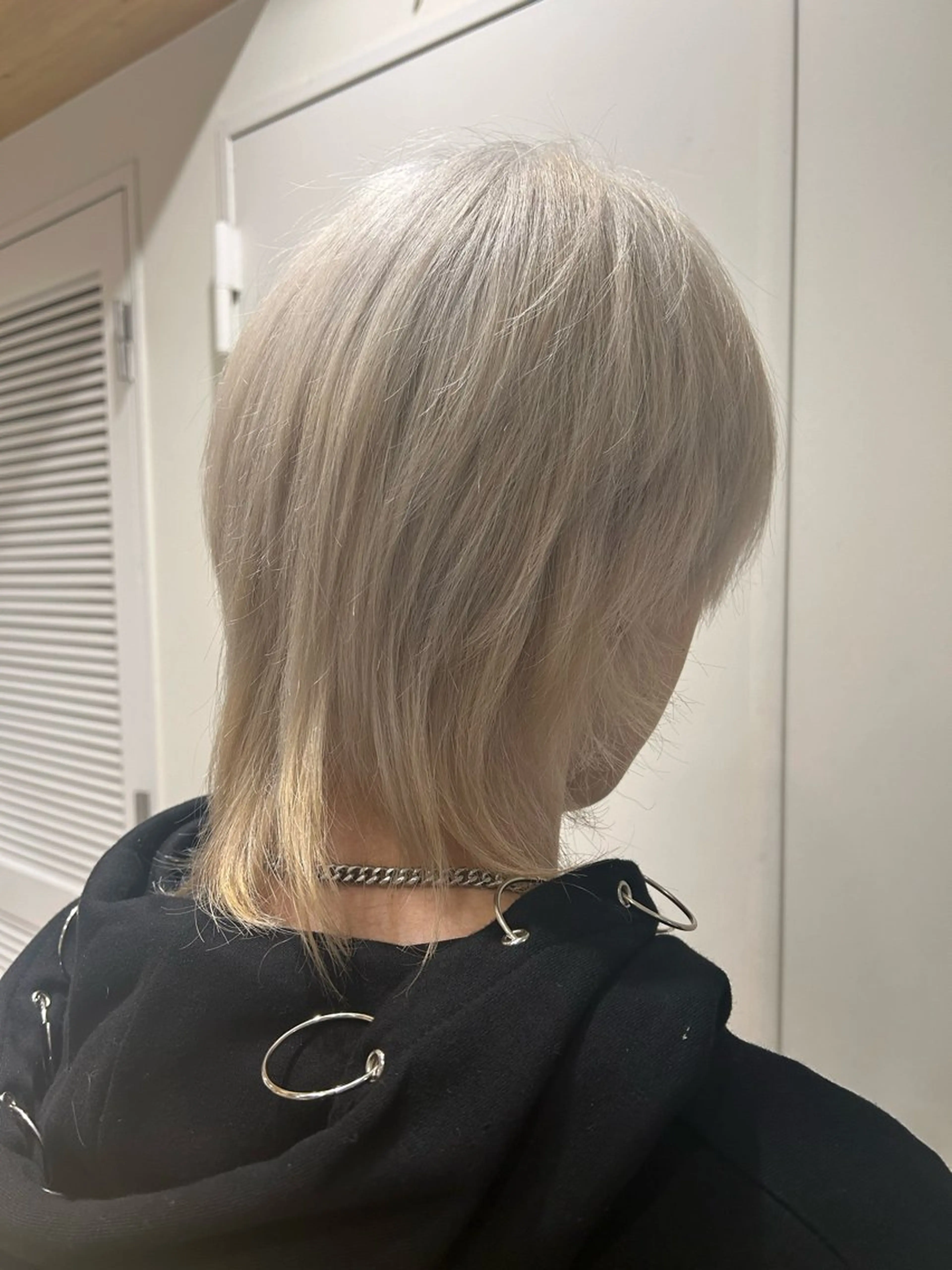 ミディアム メンズ カット ヘアカラー kawabe maikoのヘアスタイル