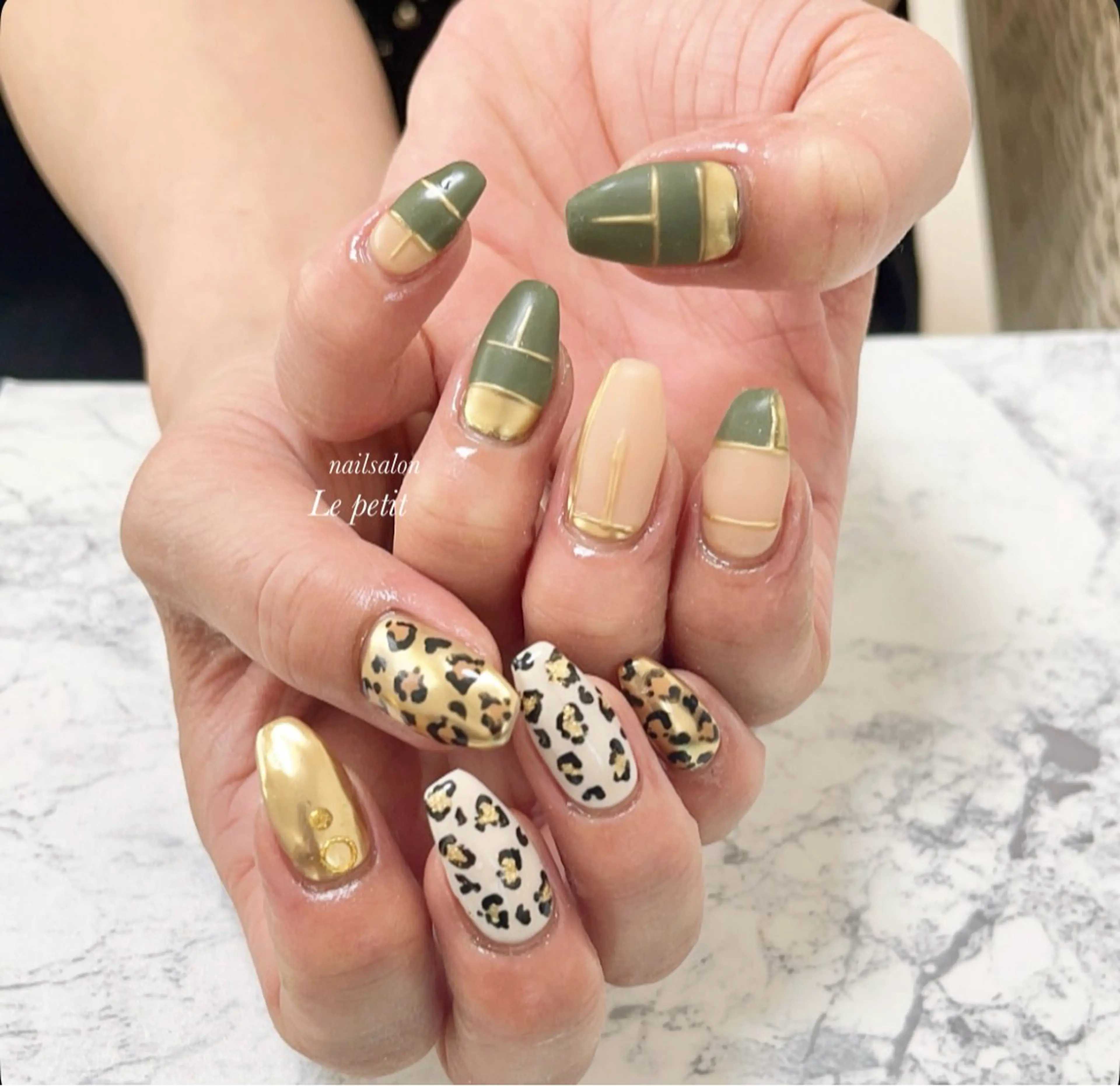 ネイル 石野 広佳のネイルデザイン