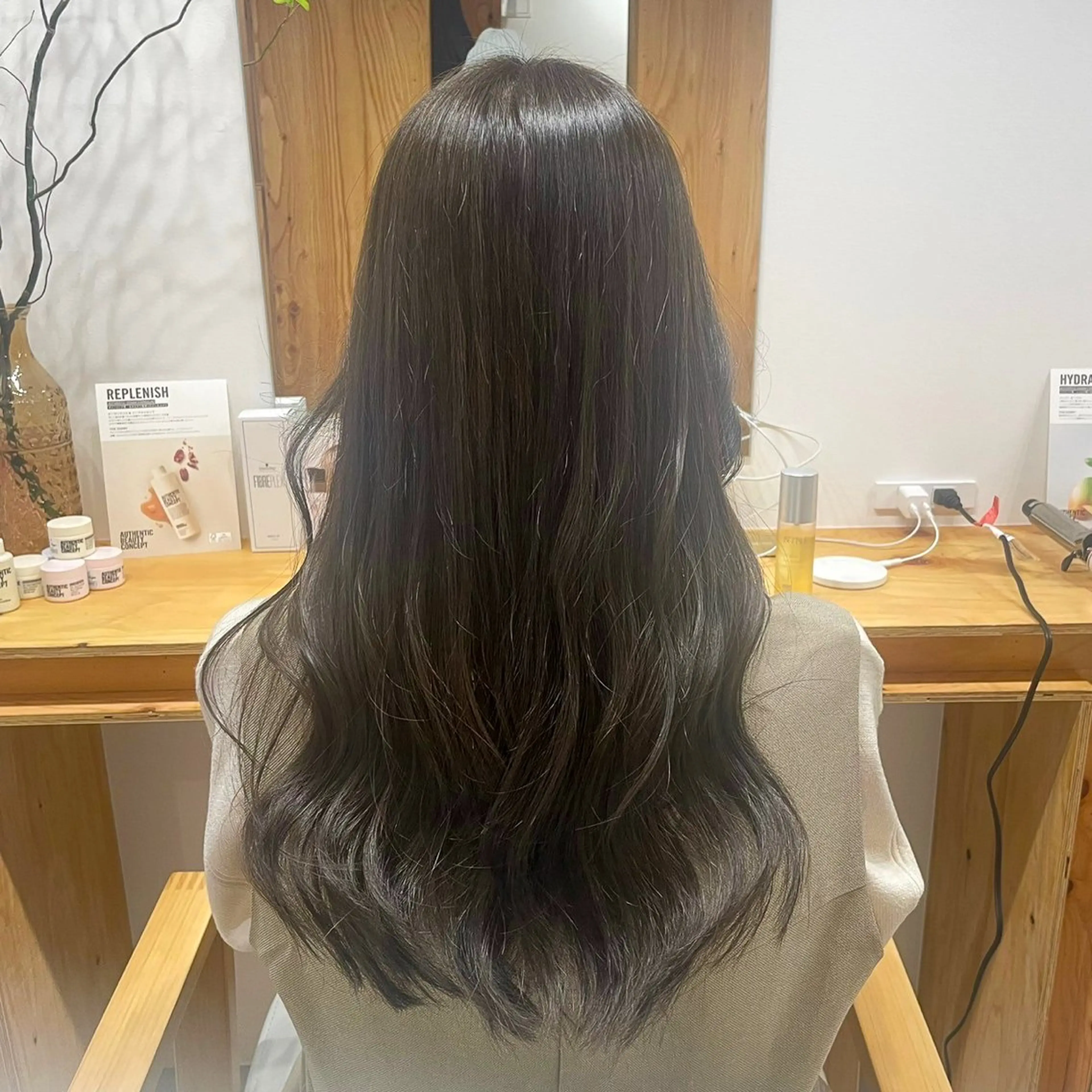ロング カラー ヘアカラー c＆ ちはるのヘアスタイル
