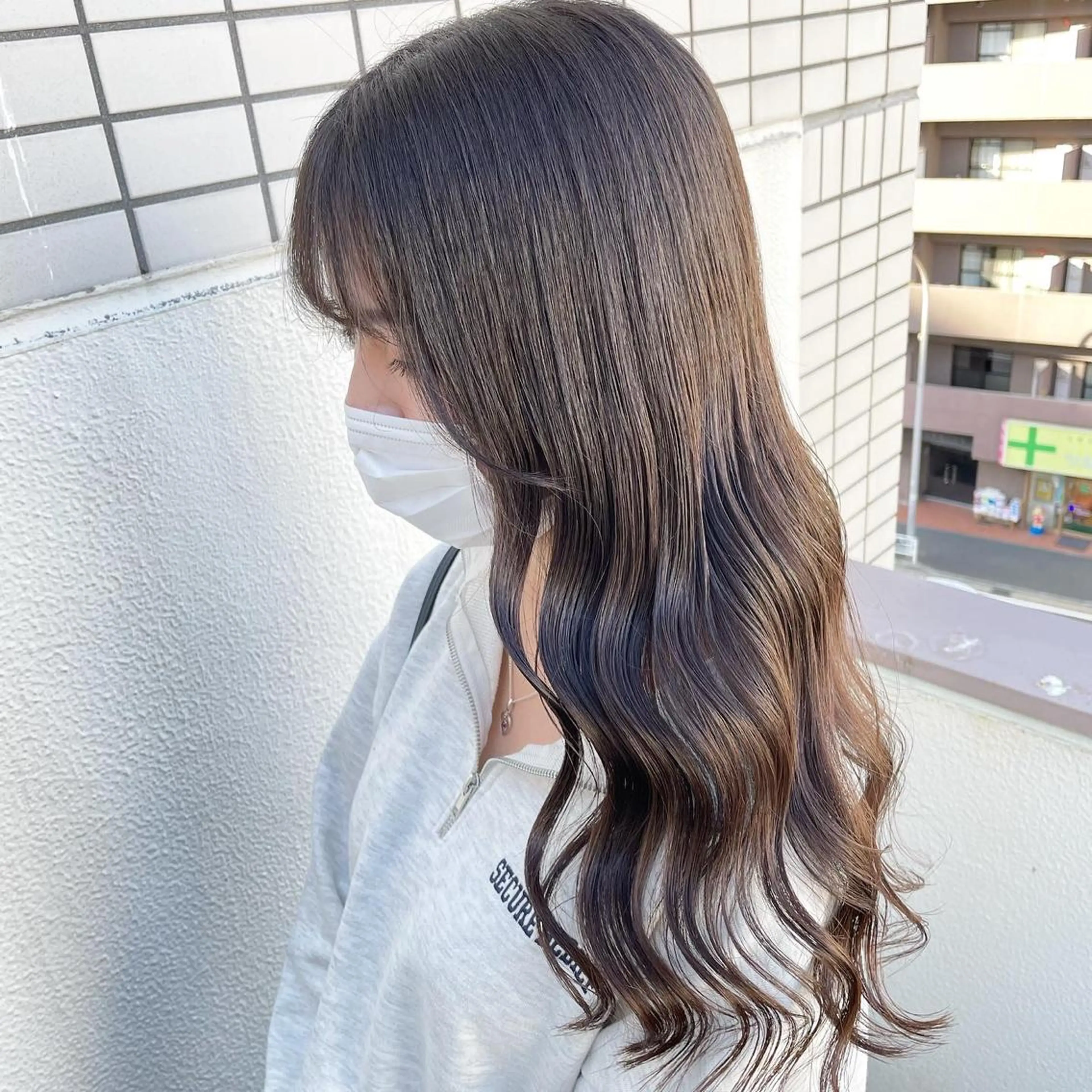 ロング カラー カット ヘアカラー トリートメント ヘアセット I'S.横浜所属・赤み消しカラー 🍀JUNKIのヘアスタイル