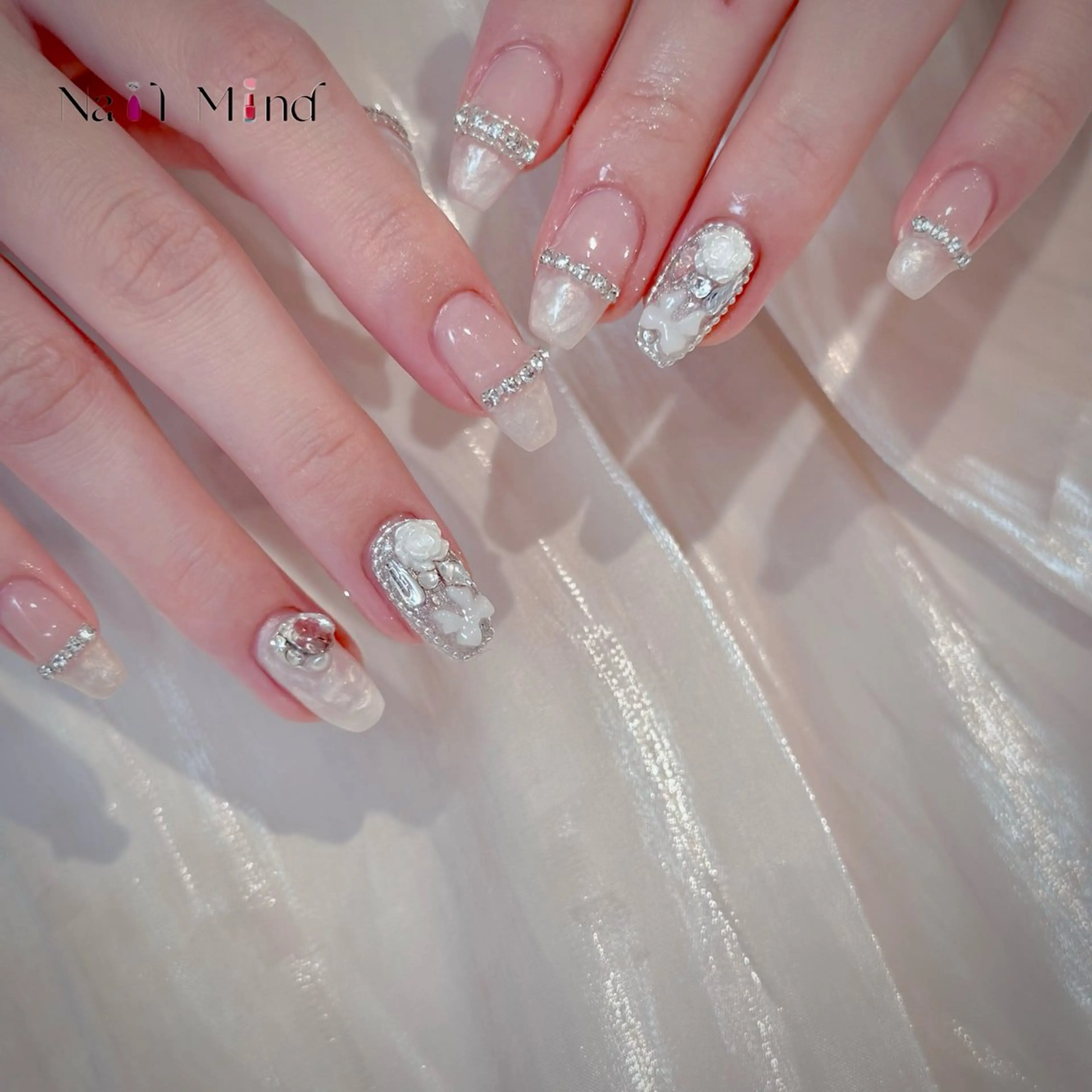 ネイル フレンチネイル ホワイト ハンドネイル Nail Mind (NaONail)のネイルデザイン