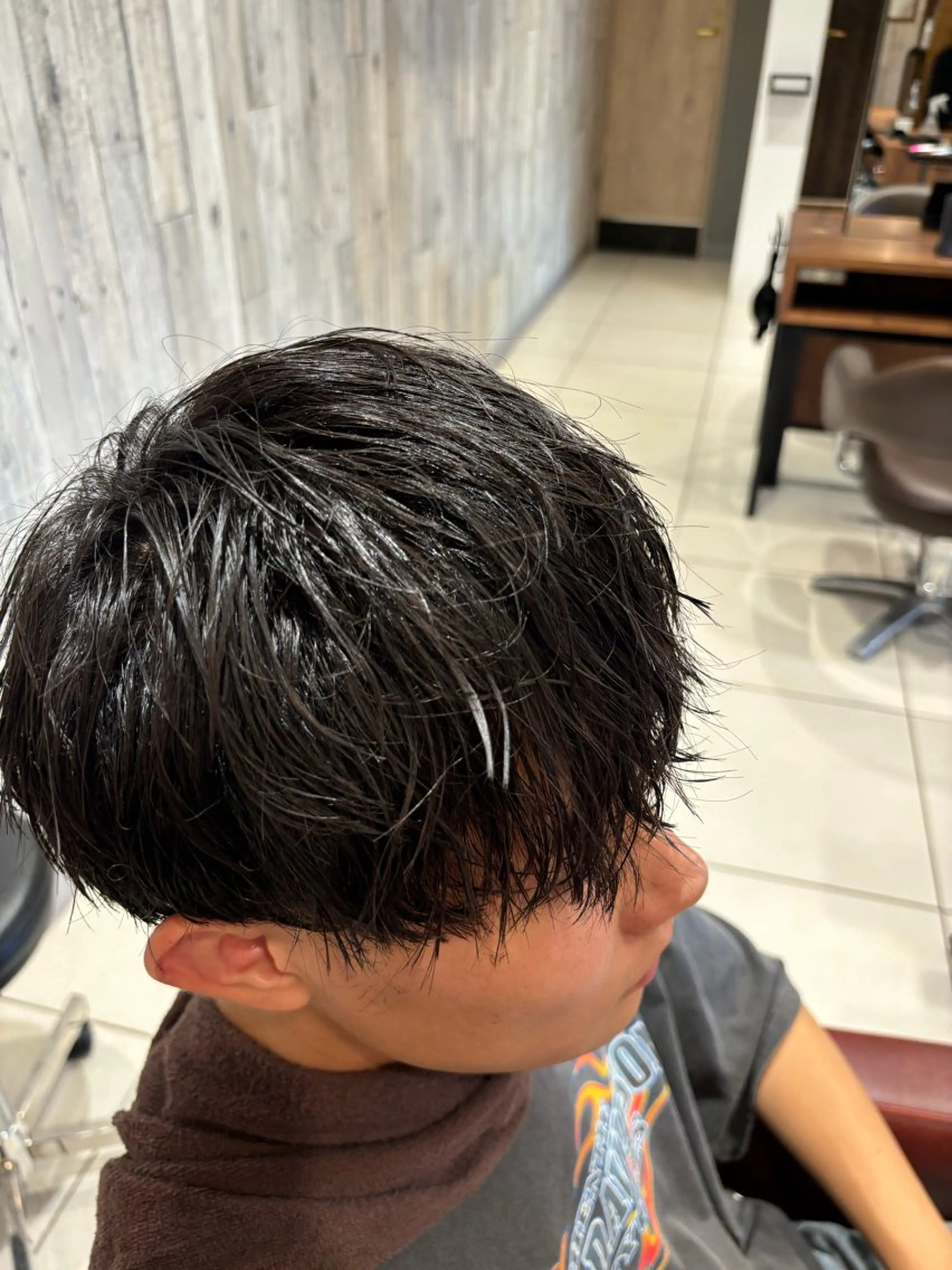 パーマ メンズ マッシュ メンズパーマ メンズツイストパーマ ツイストパーマ 小菅 淳平のヘアスタイル