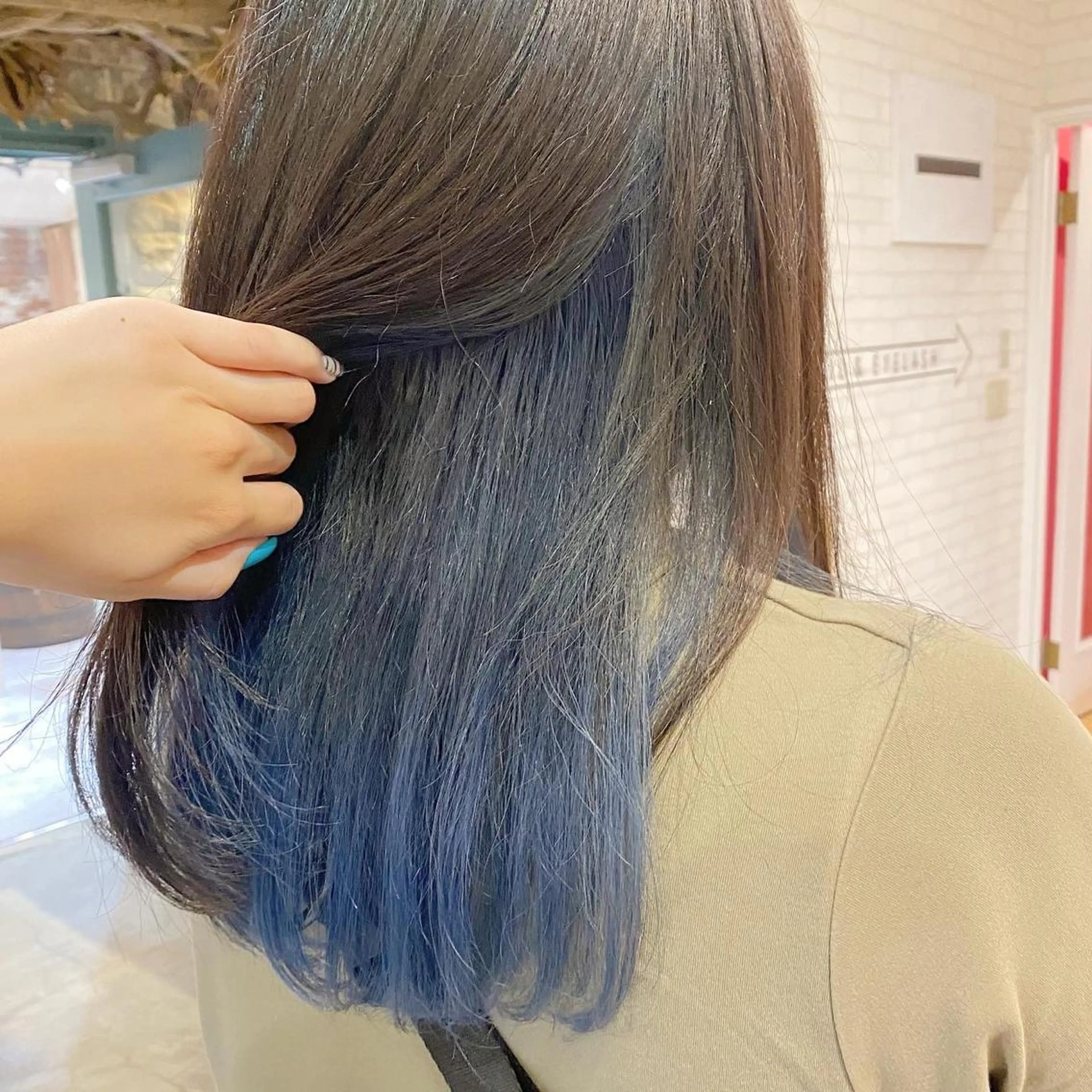 セミロング カラー すずき なぎさ☀️のヘアスタイル