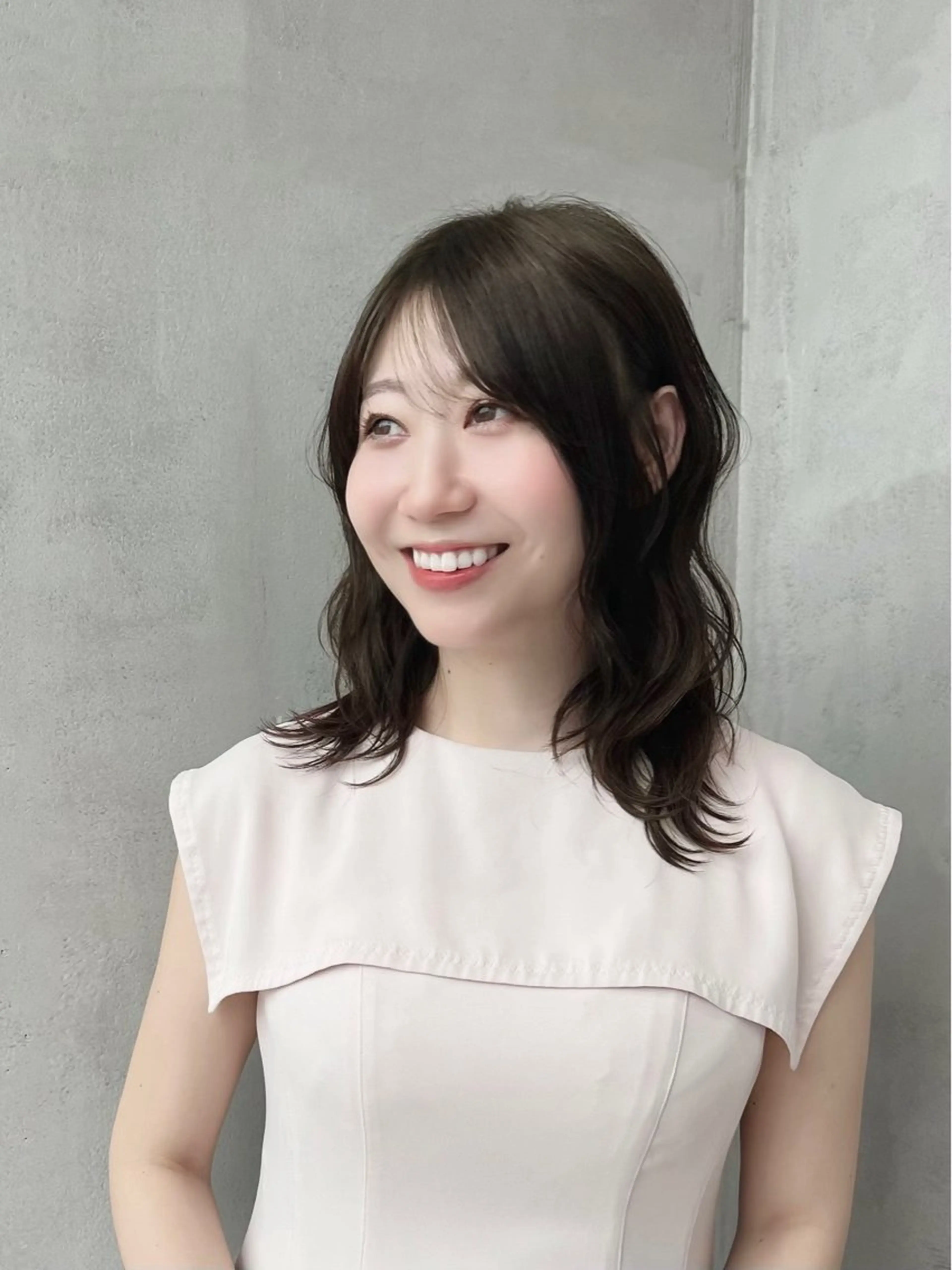 ミディアム カラー Say.石川葵 ショートボブ前髪のヘアスタイル