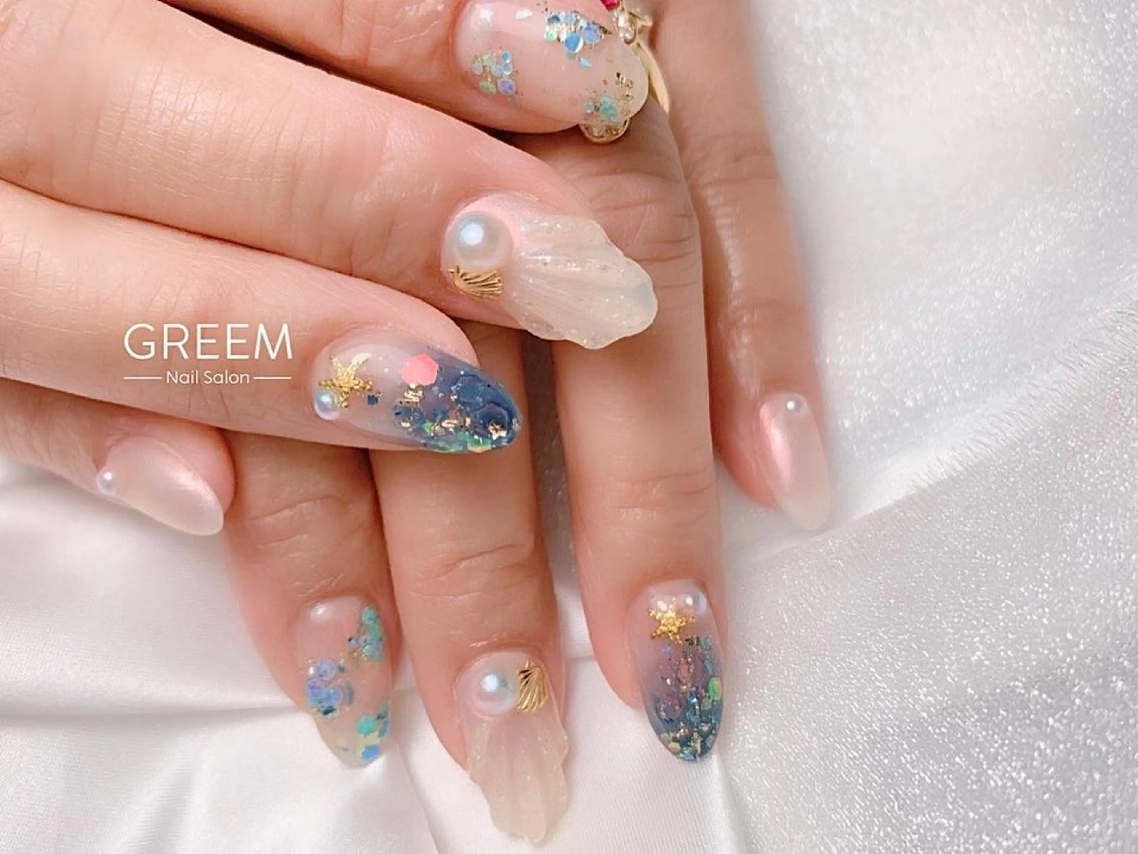 ネイル オーロラネイル フットネイル 氷ネイル・うるうるネイル 夏ネイル GREEM グリームのネイルデザイン
