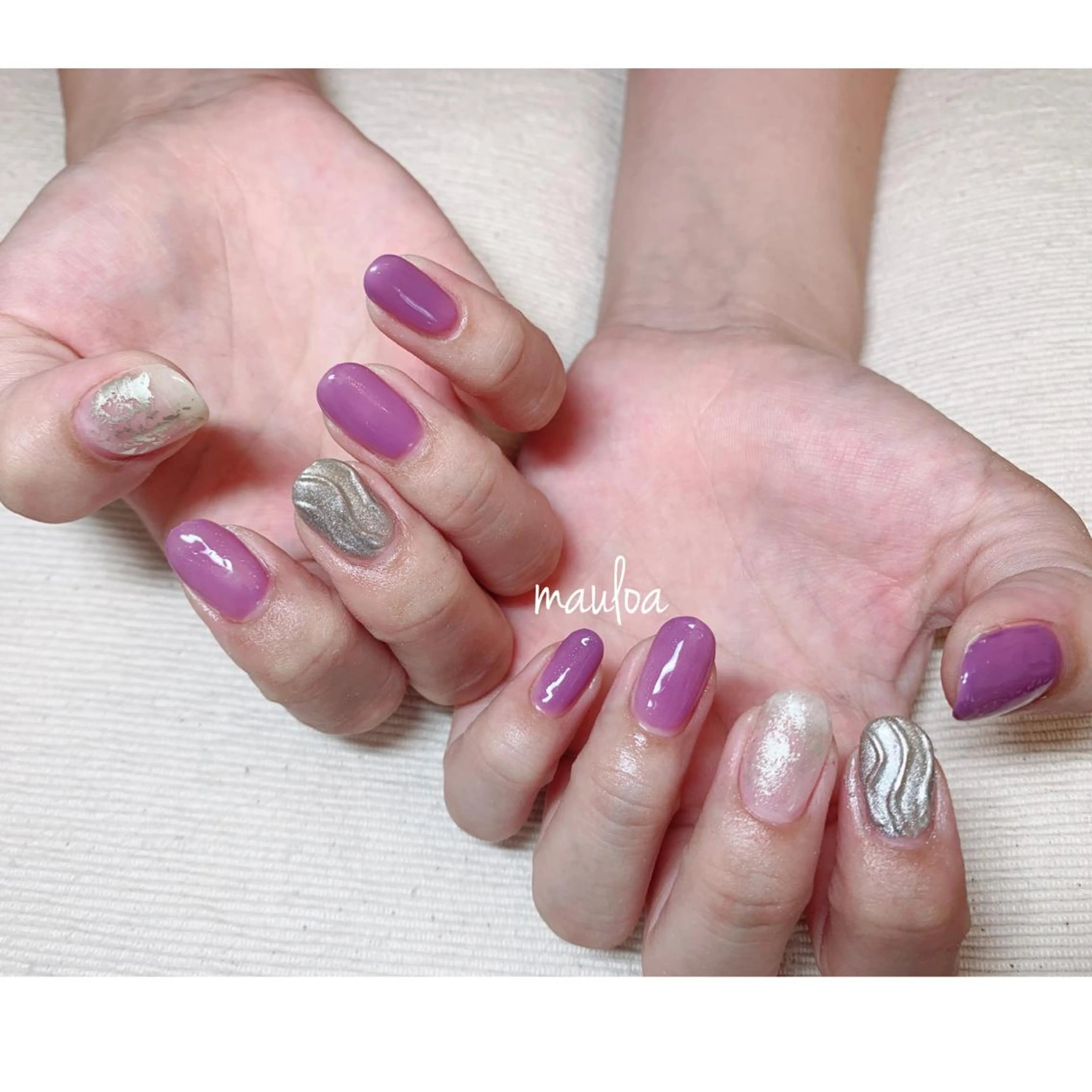 ネイル ゴールド ニュアンスネイル パープル pipi..所属・pipi ..のネイルデザイン