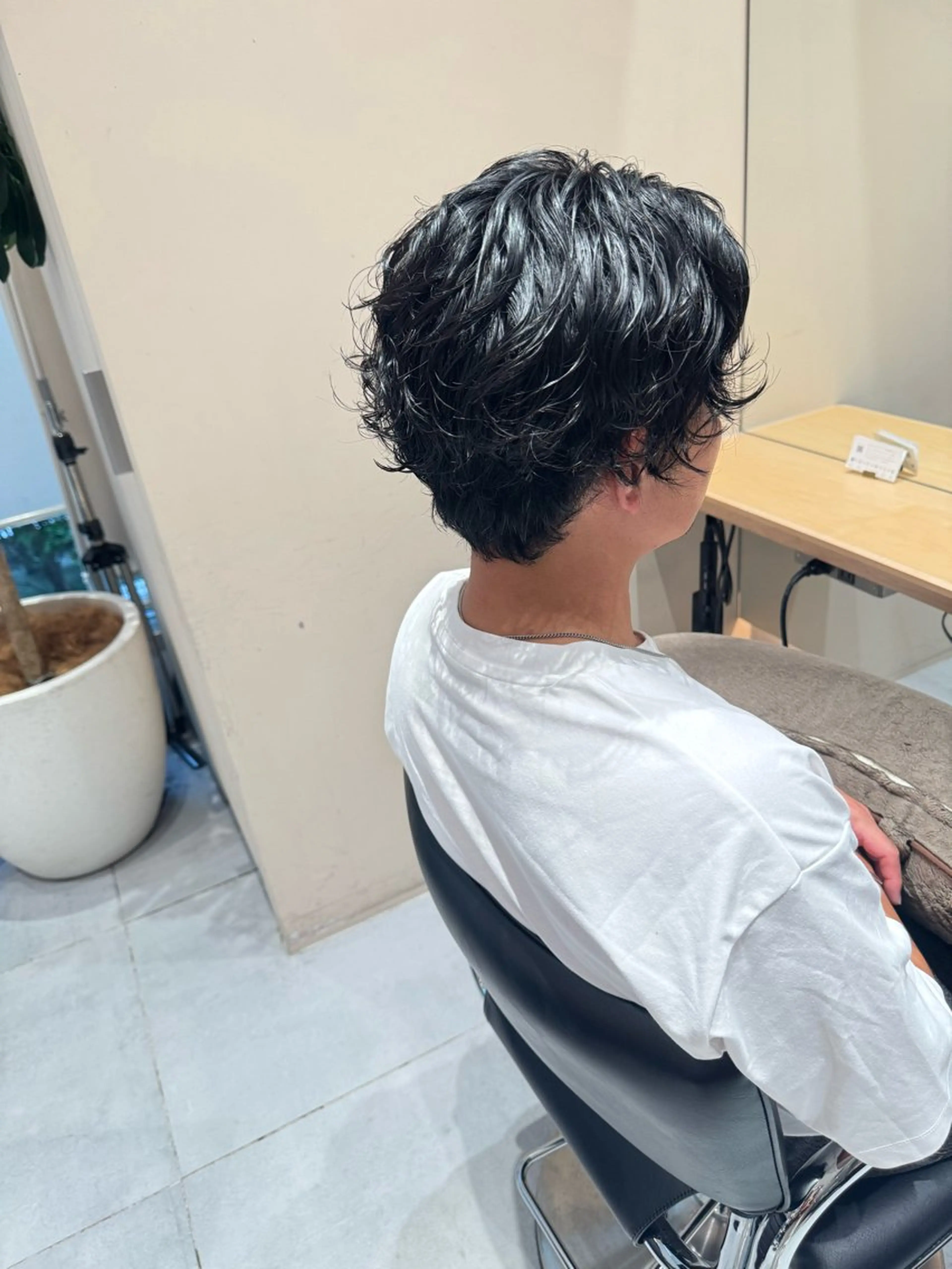 パーマ メンズ カット パーマ ヘアセット レイヤー/ハイトーン 🪼風香のヘアスタイル