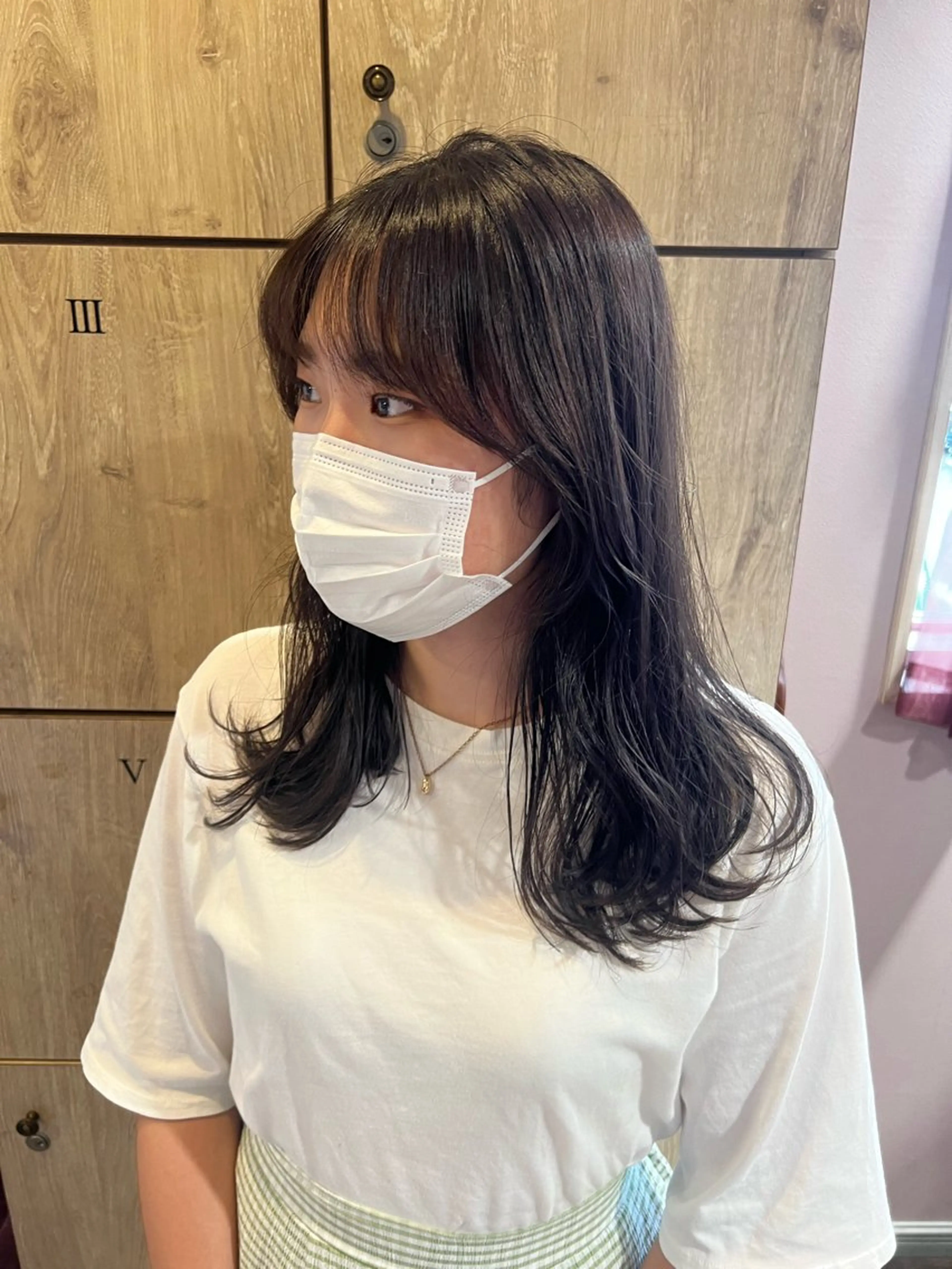 セミロング カラー アッシュ 黒髪 ブリーチ ブルーカラー ブルーブラック 🌿寄り添い型美容師 🌿yuiのヘアスタイル