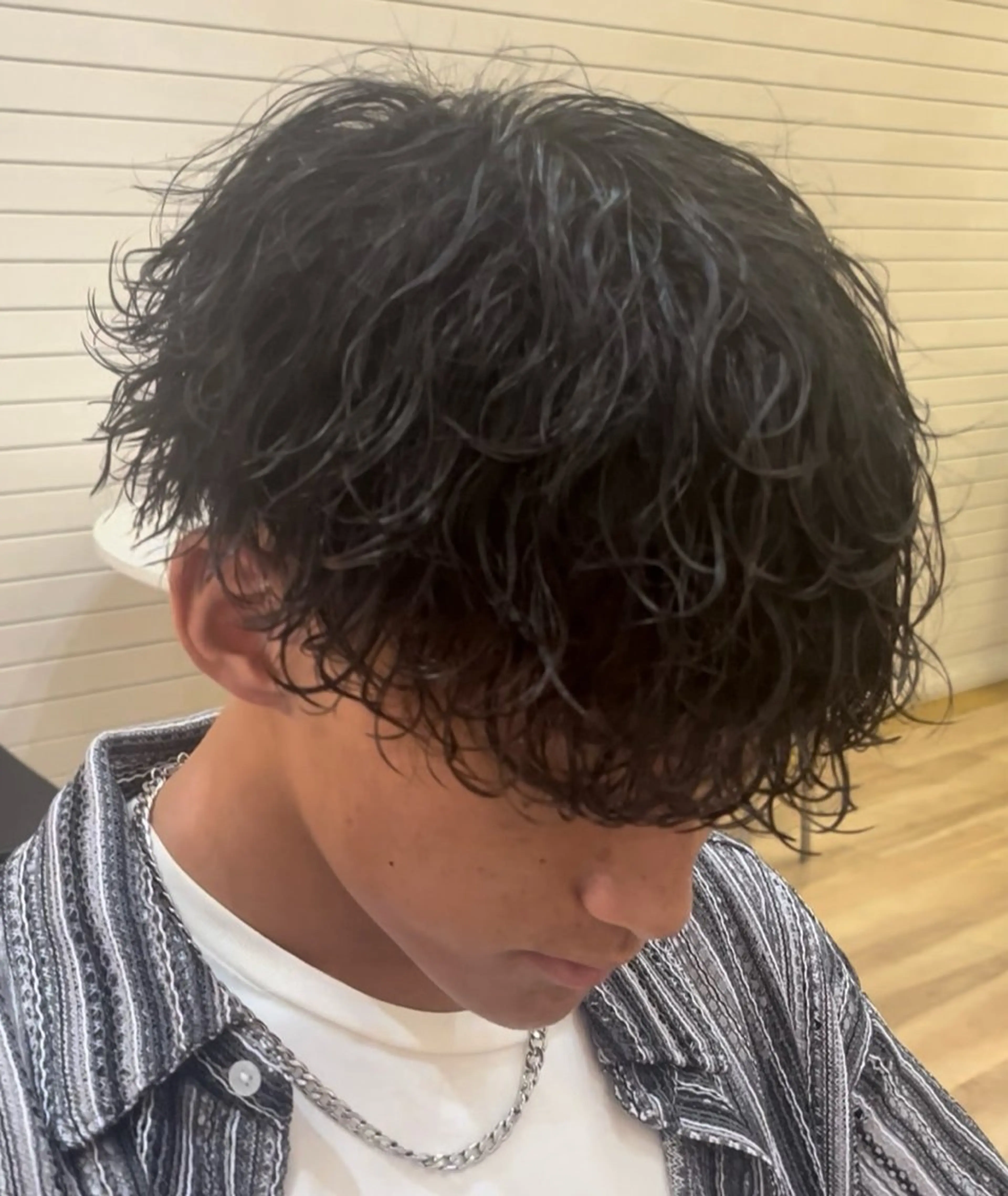 メンズカット+波巻きスパイラル+ツイストスパイラルの写真