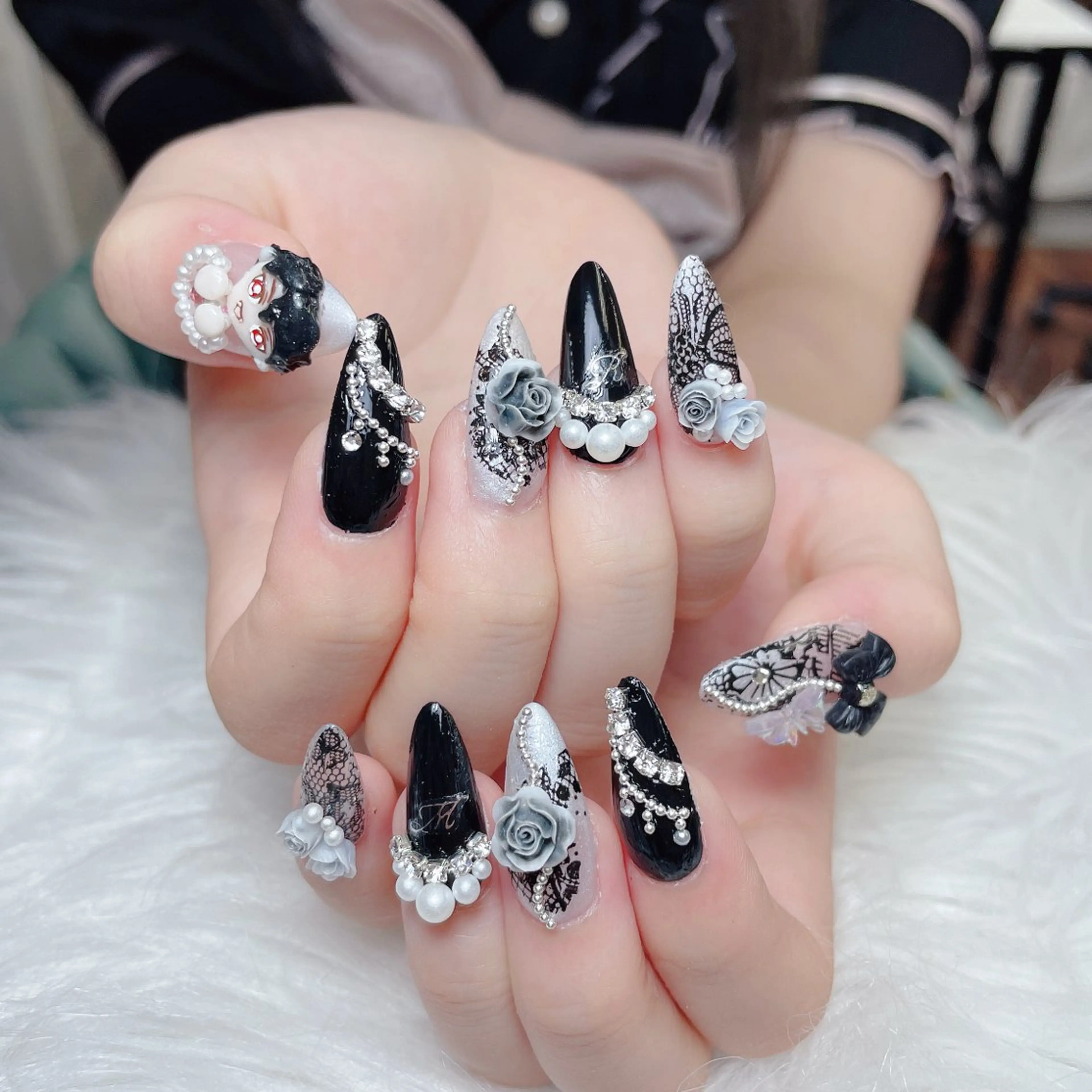 ネイル オーロラネイル 成人式 フレンチネイル ハート 韓国ネイル ハンドネイル Melody Nail所属・Melody 3D/スカルプ専門店のネイルデザイン