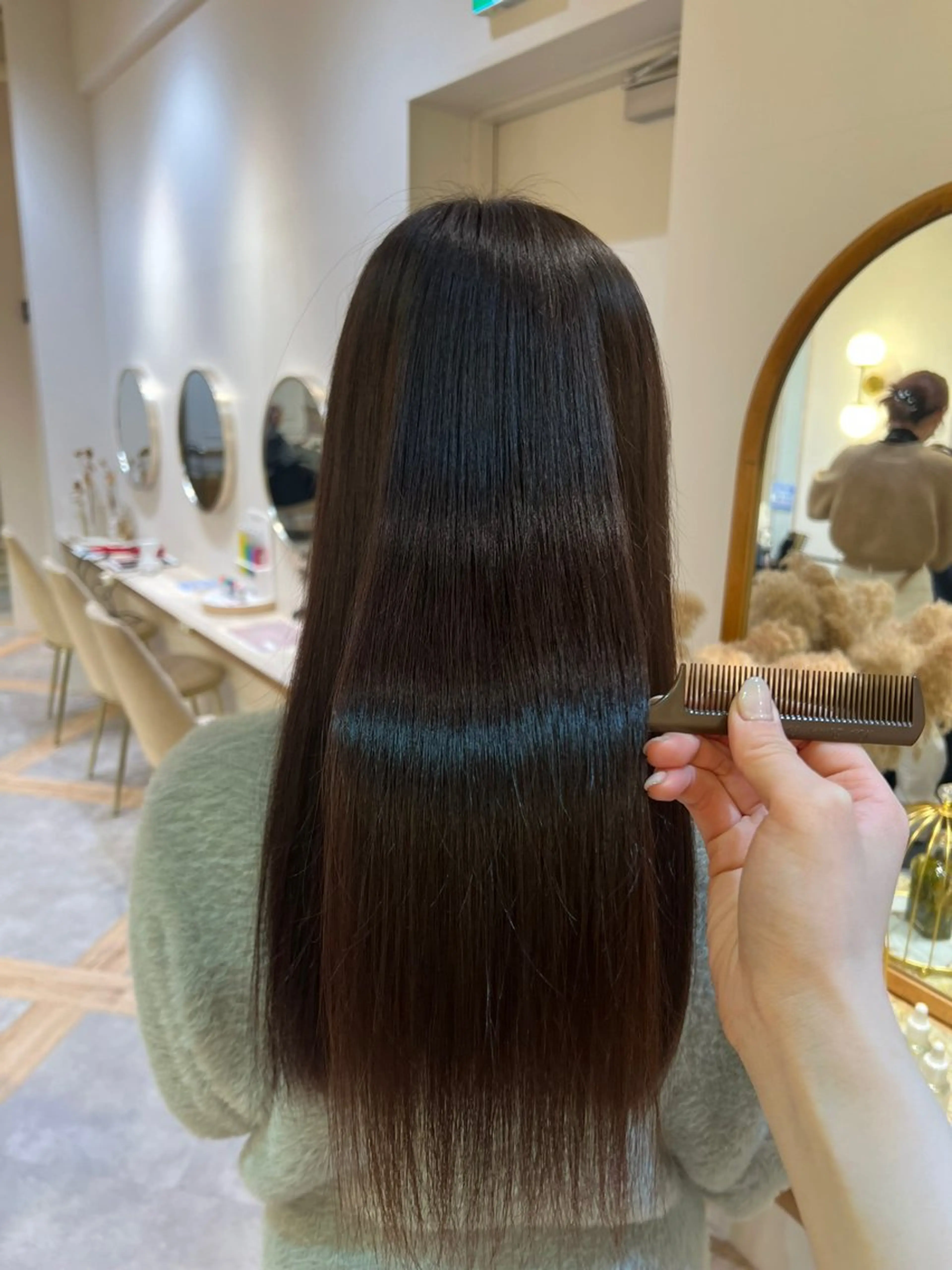 ロング カラー カット ヘアカラー トリートメント 🫧いせき もえ🫧のヘアスタイル
