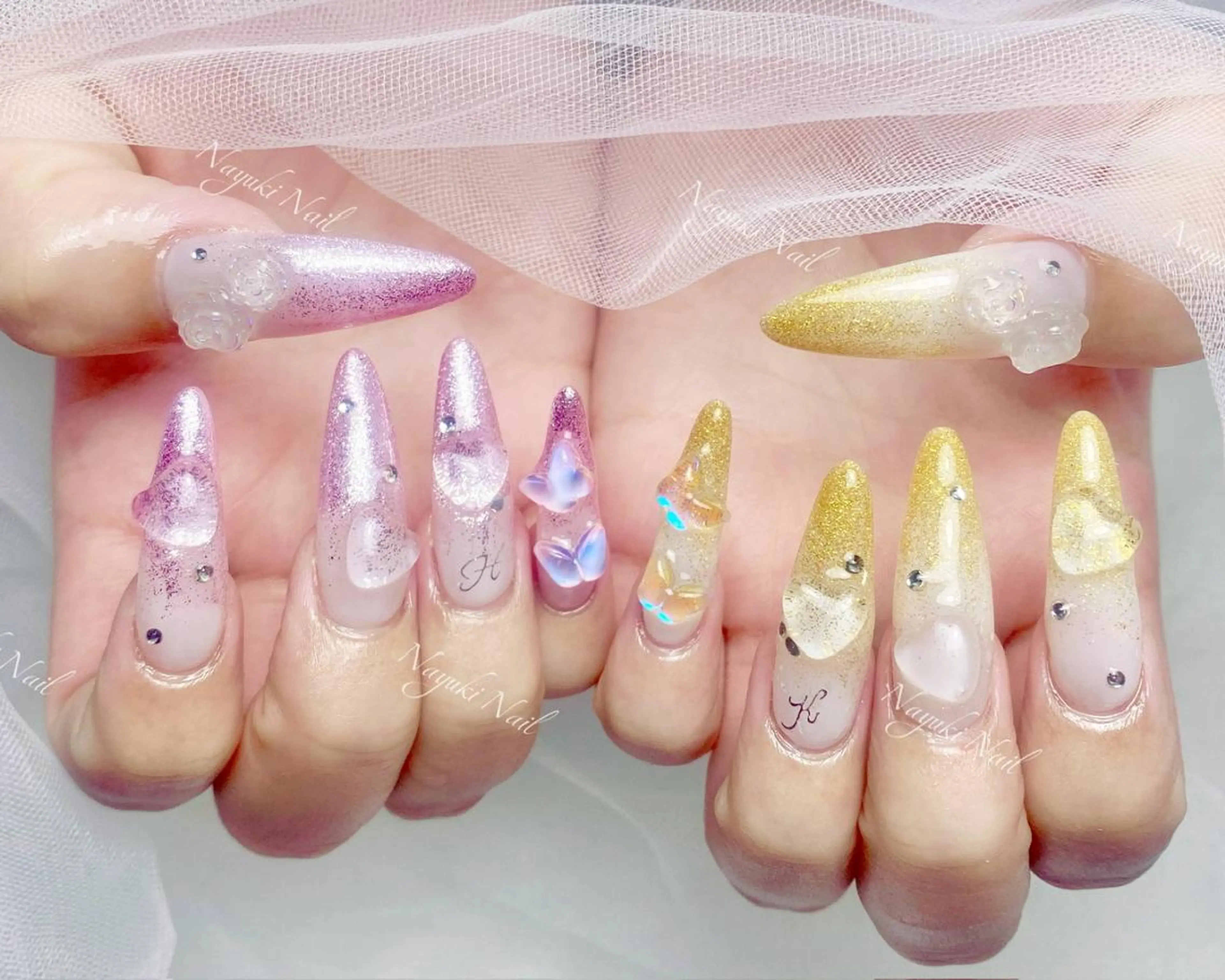 ネイル 🦋 Queenieのネイルデザイン