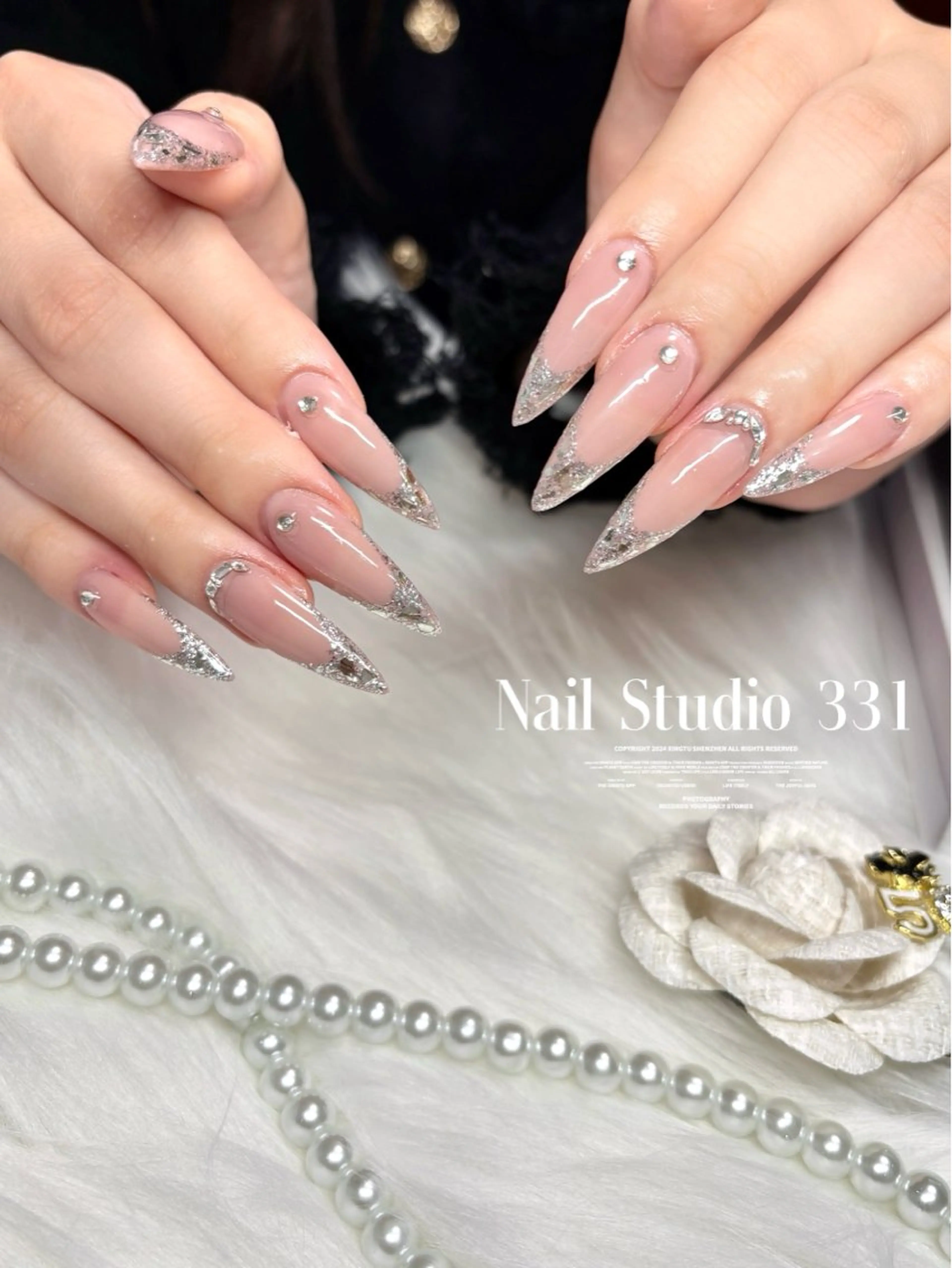 ネイル フレンチネイル ガラスフレンチ ストーンネイル Nail Studio 331のネイルデザイン