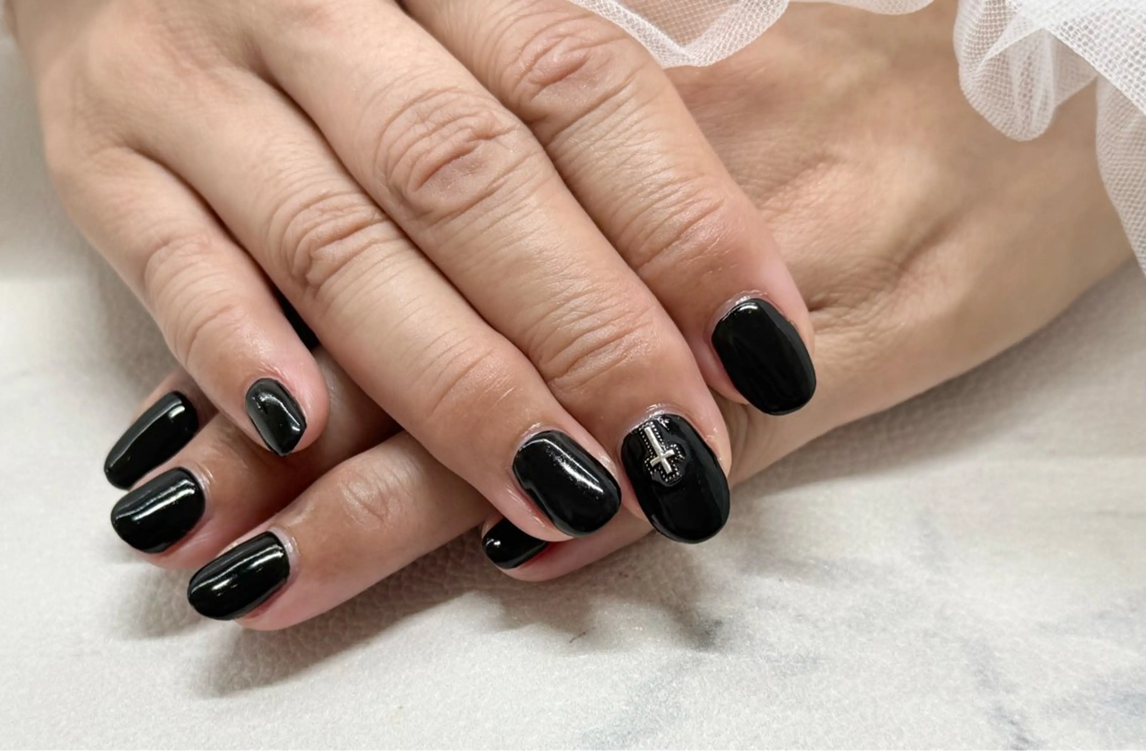 ネイル シンプルネイル ハンドネイル salone Regina 【サローネ　レジーナ】所属・Regina Mariのネイルデザイン