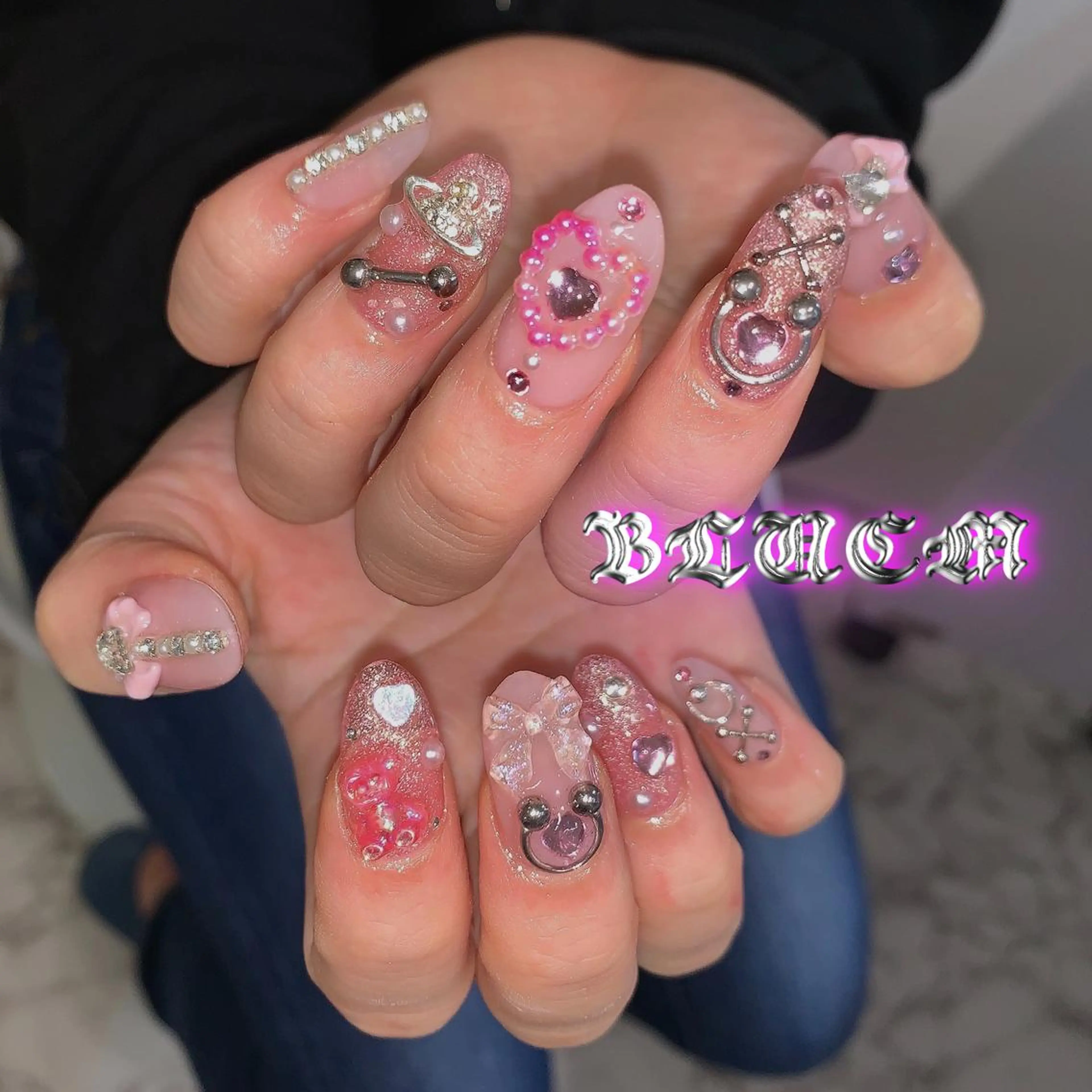 ネイル ハンドネイル BLUEM なな🐶のネイルデザイン