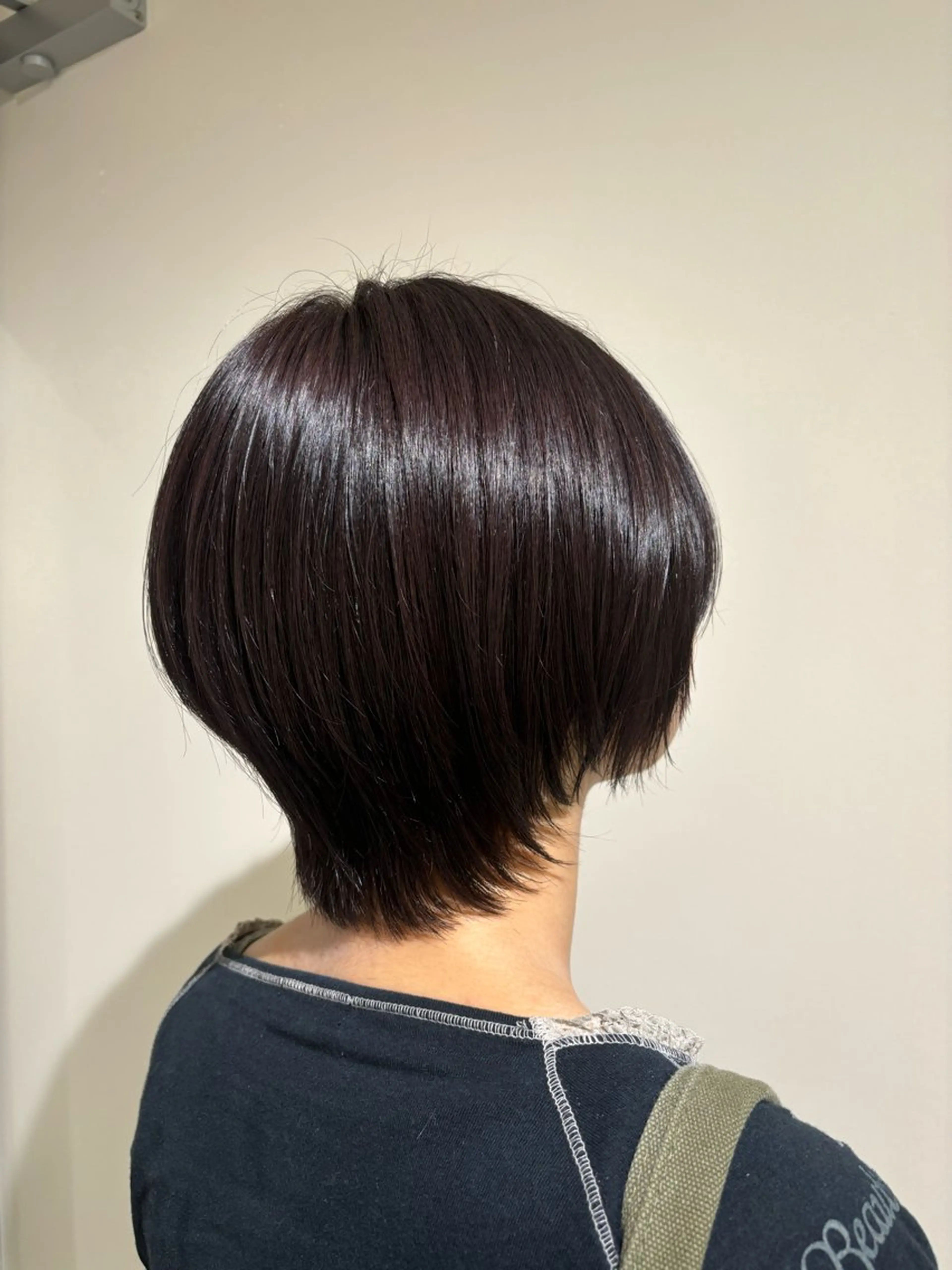 ショート くびれヘア ショートヘア カット 山田 悠朱里のヘアスタイル
