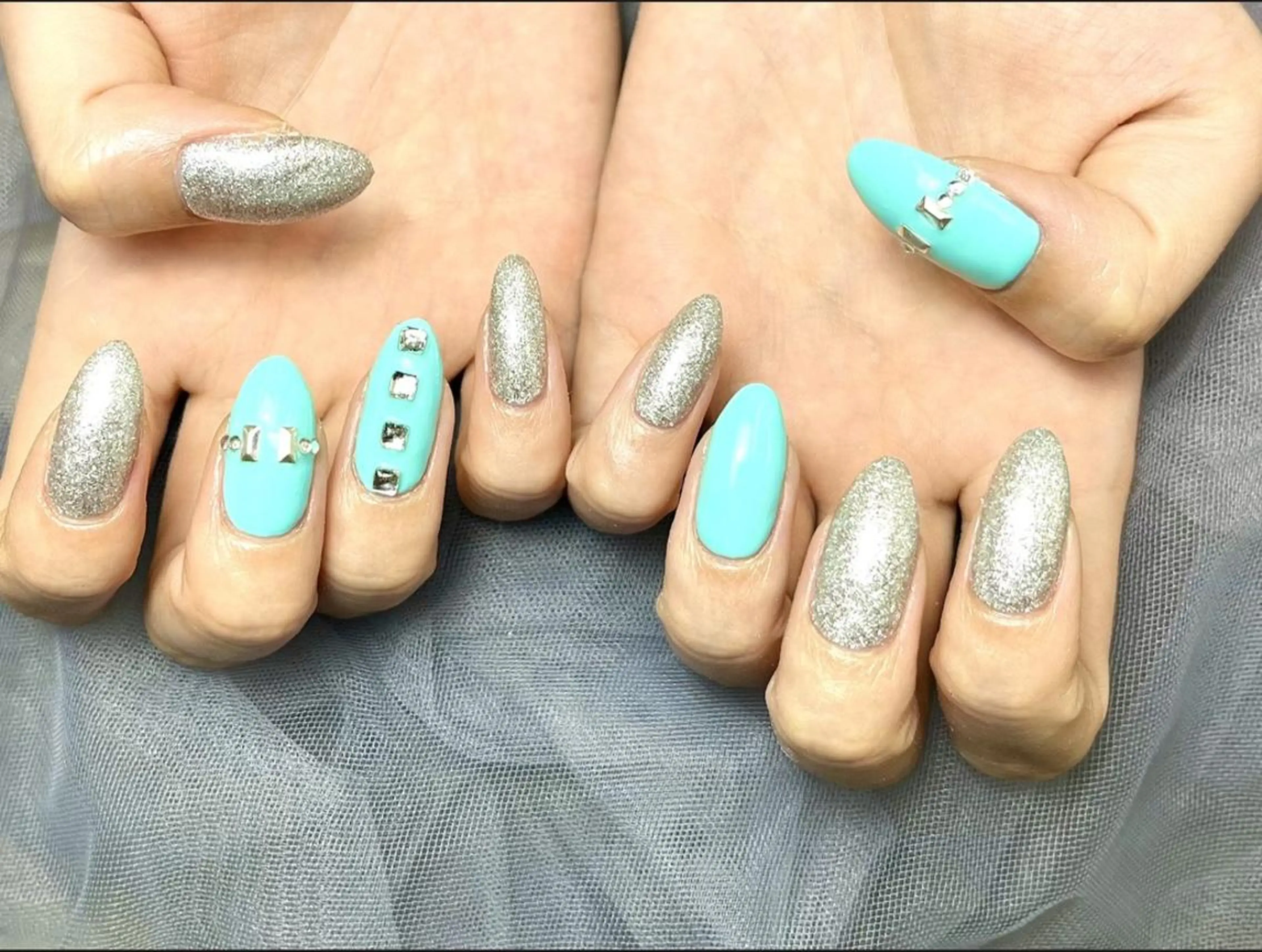 ネイル U nail 🩷新宿店のネイルデザイン