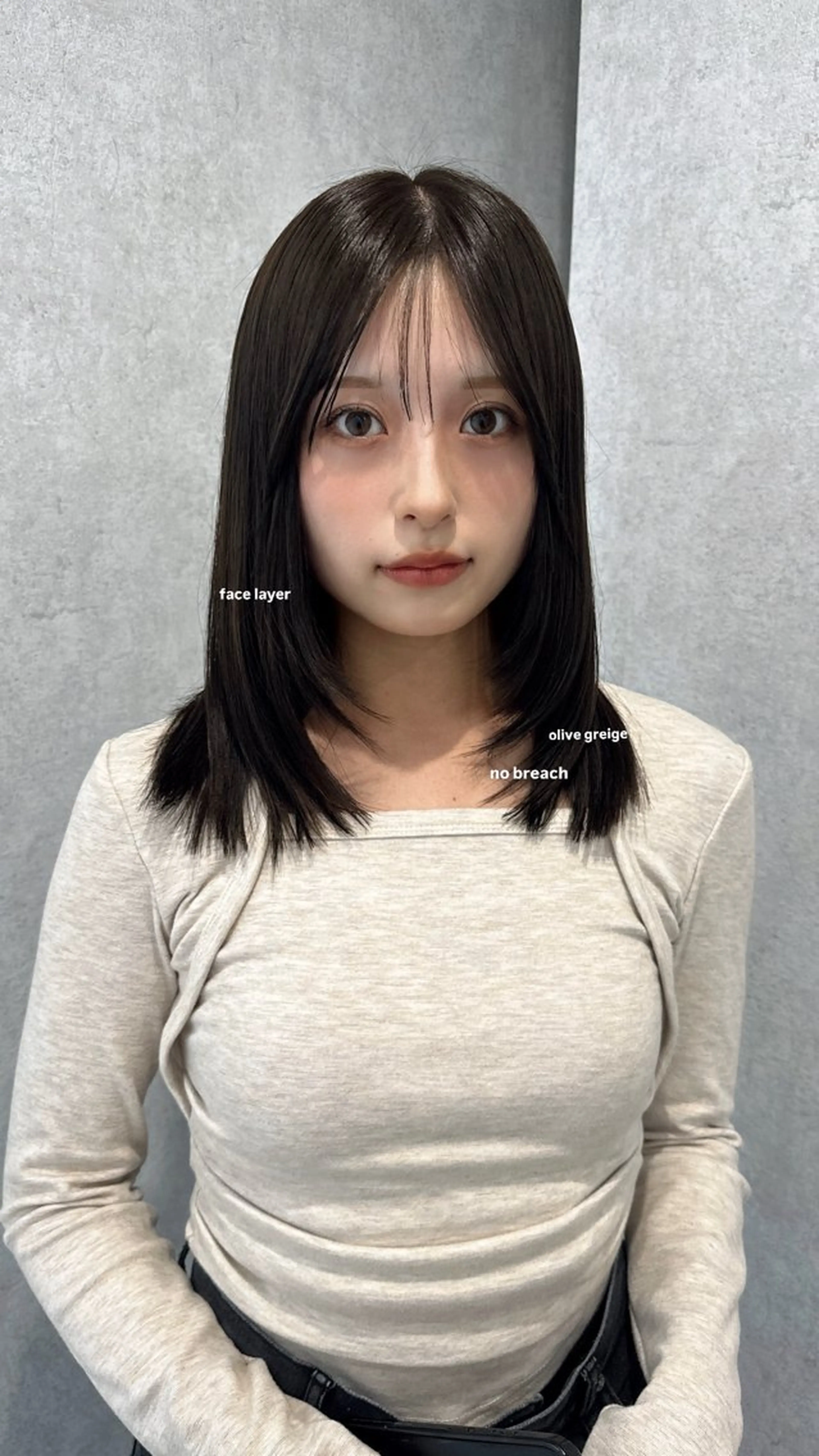 ミディアム カラー カット ヘアカラー トリートメント v-lab studio所属・韓国レイヤーカット/ 艶カラー/ noaのヘアスタイル