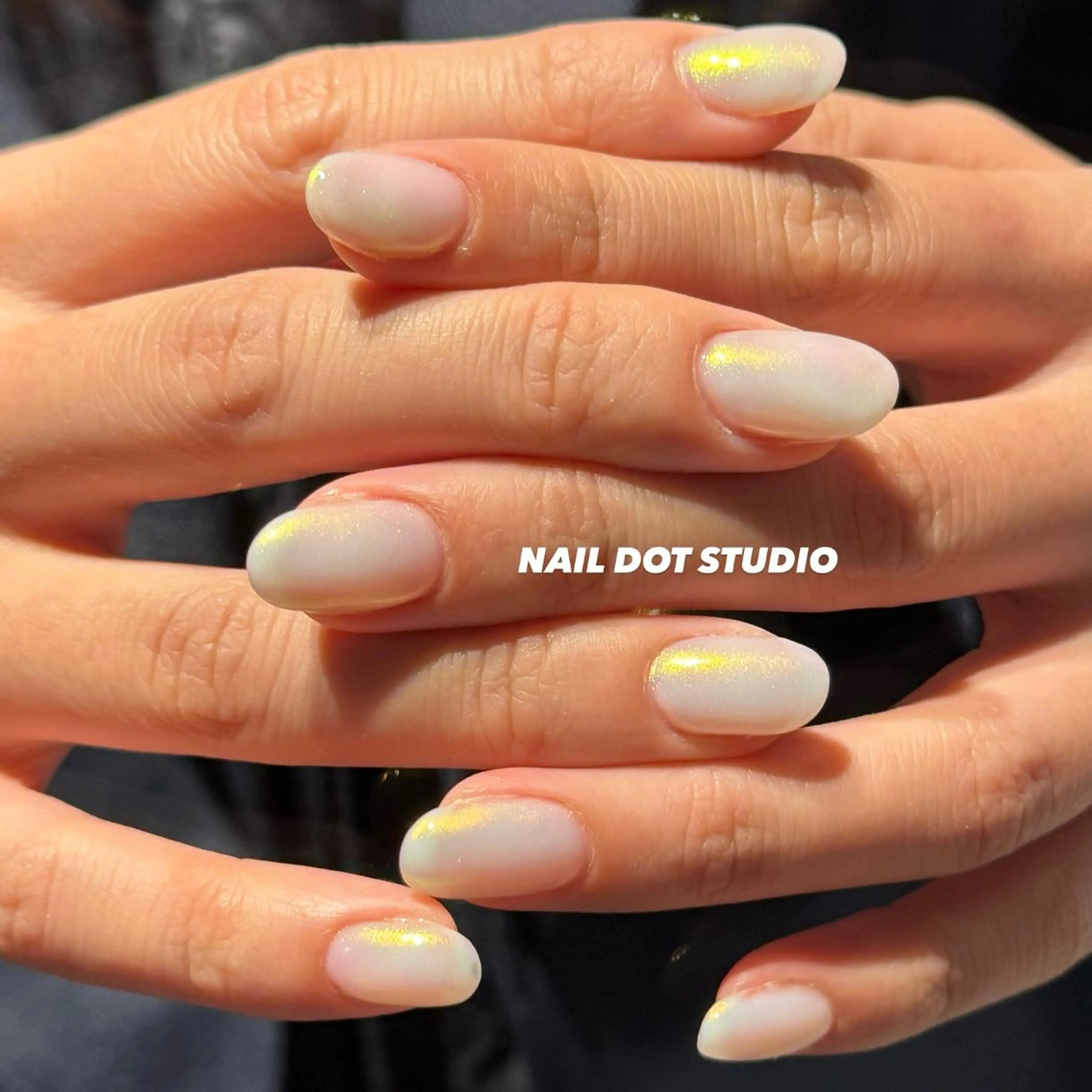 ネイル ハンドネイル NAILDOTSTU DIO SEINAのネイルデザイン