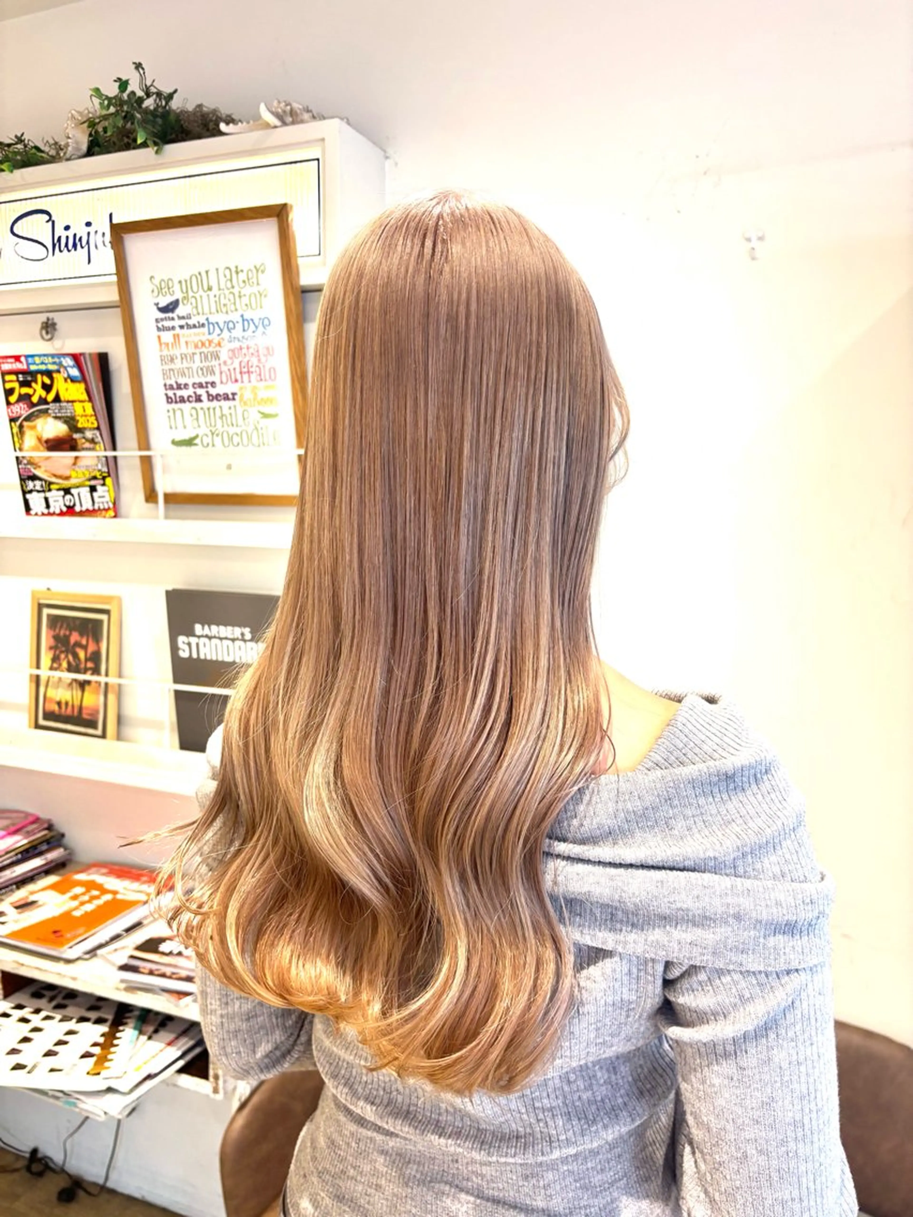 ロング カラー ヘアアレンジ カット ヘアカラー トリートメント 新宿　副店長 新井彩斗のヘアスタイル