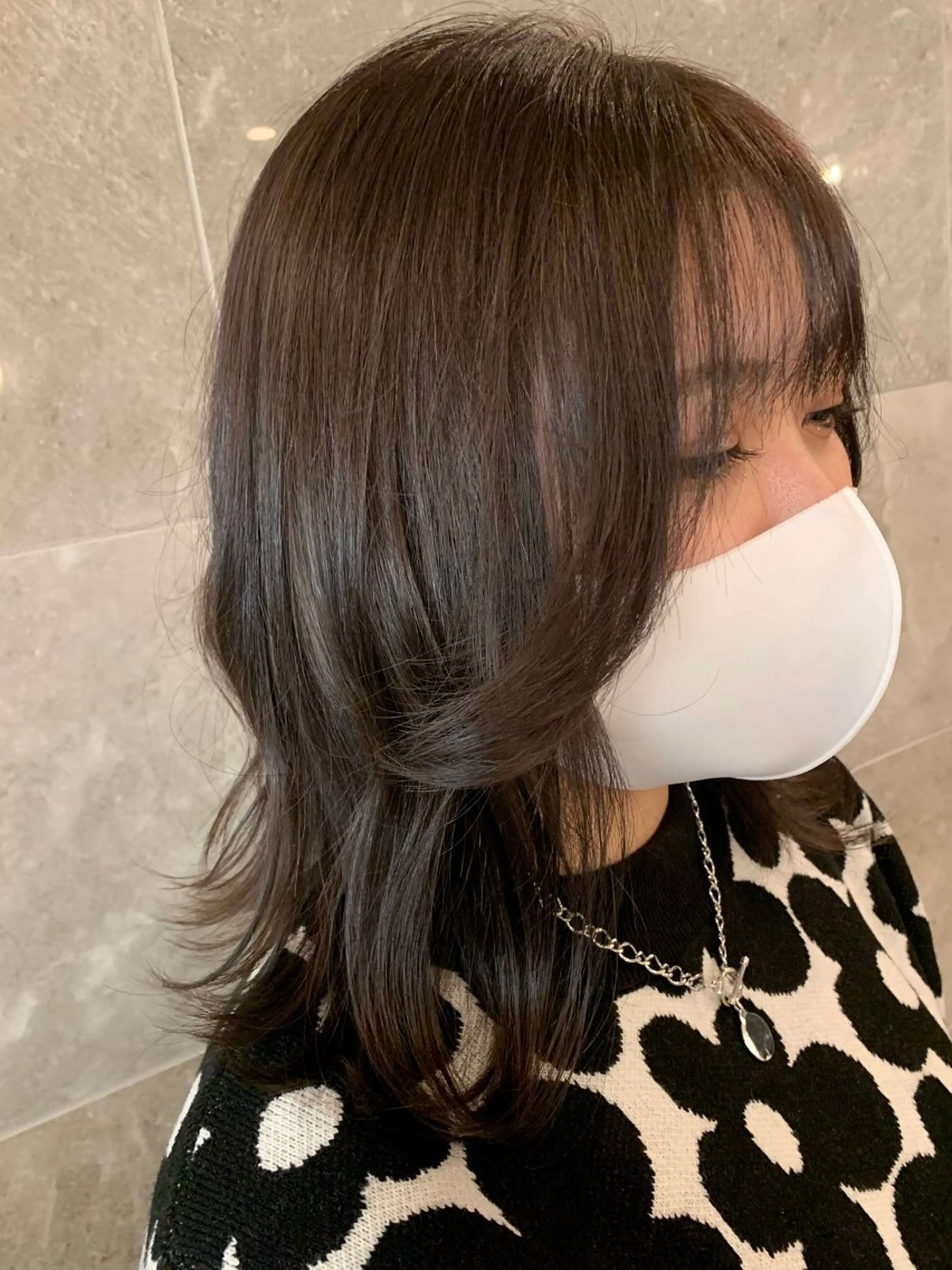 セミロング カラー 透明感カラー ヘアカラー トリートメント miyuu🔆 ナチュラルハイライトのヘアスタイル