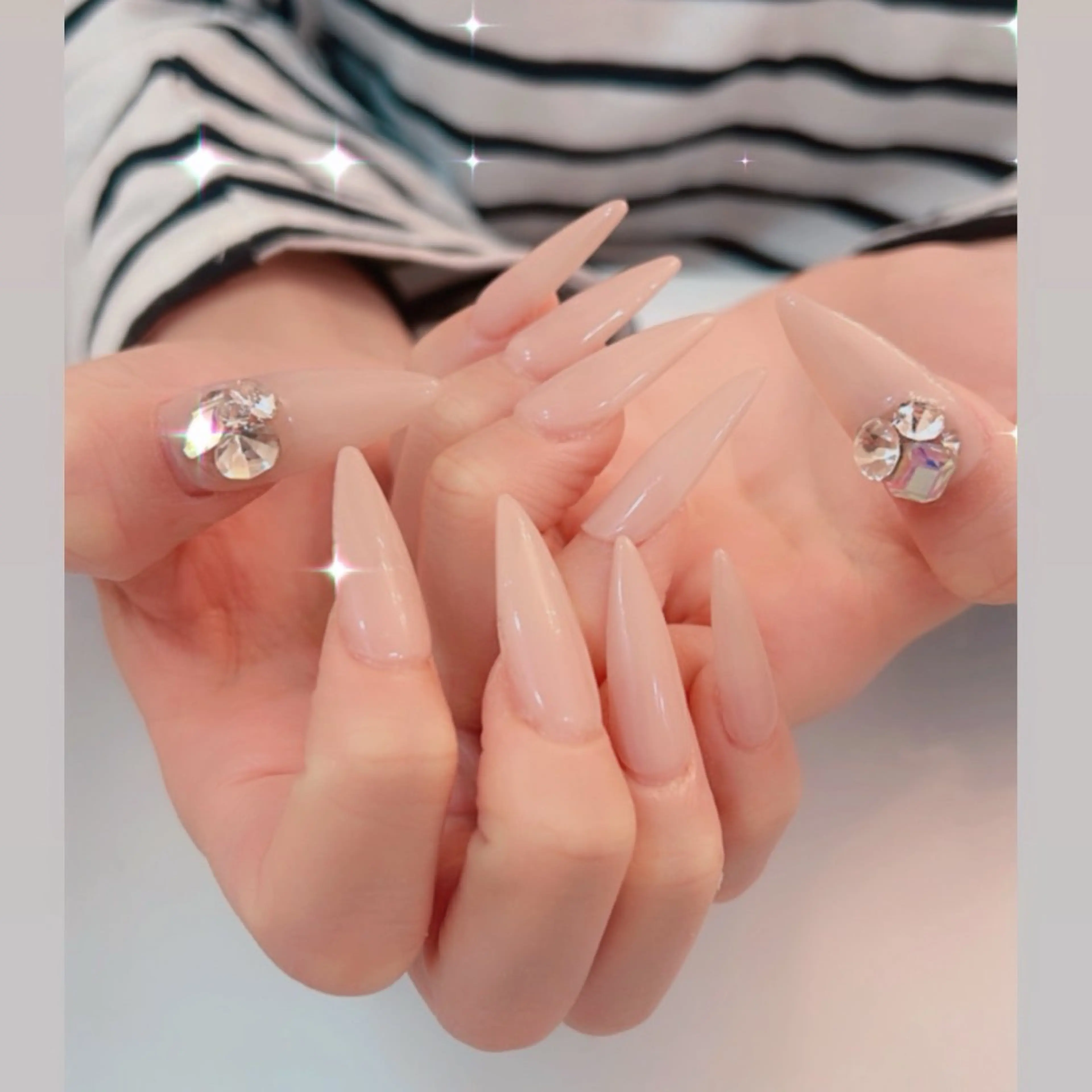 ネイル 長さ出し ワンカラーネイル ハンドネイル CherieNail 💗manaのネイルデザイン
