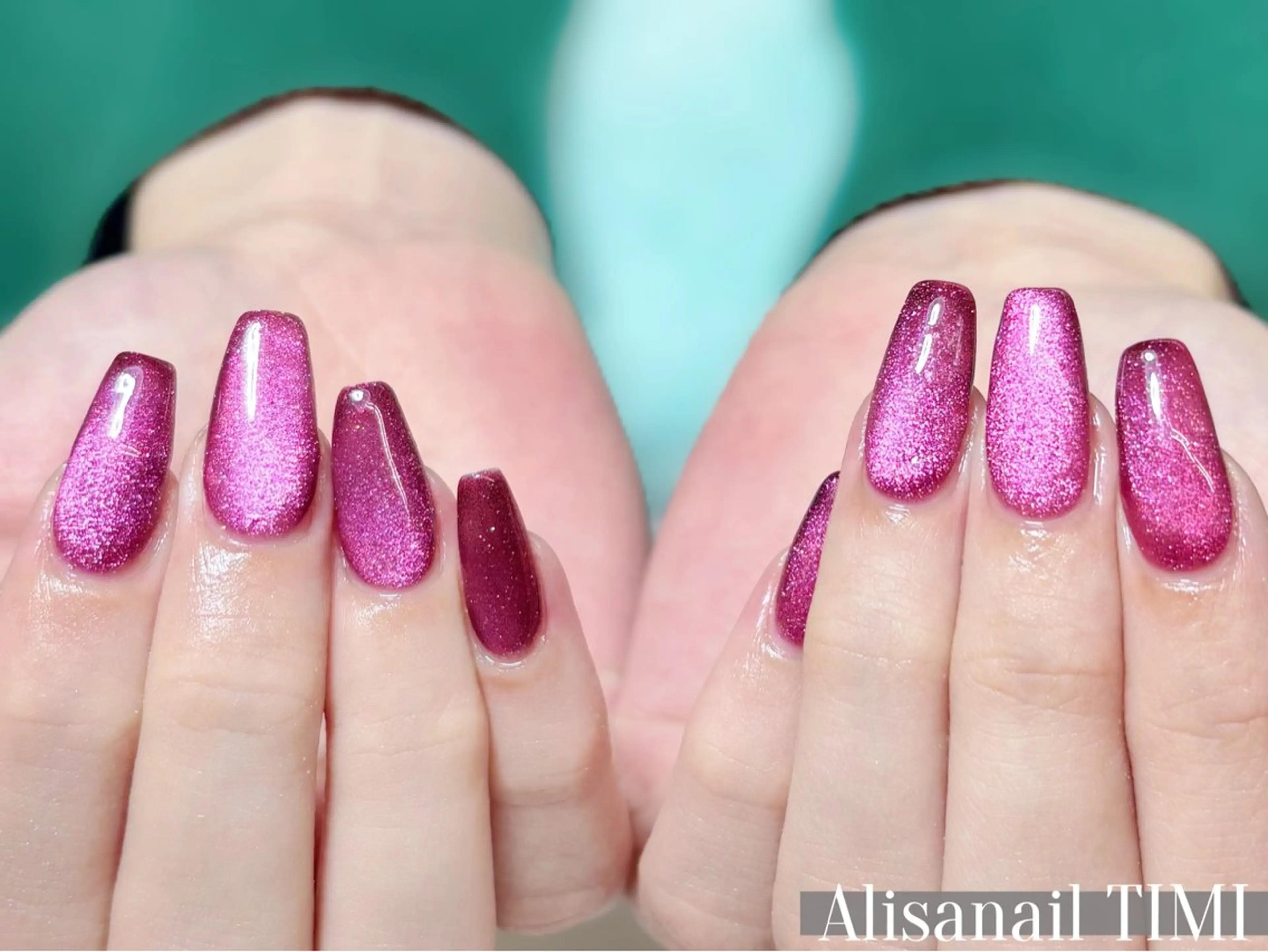 ネイル マグネットネイル マグネットワンカラー ワンカラーネイル ピンク 夏ネイル ハンドネイル Alisa nail Timiのネイルデザイン