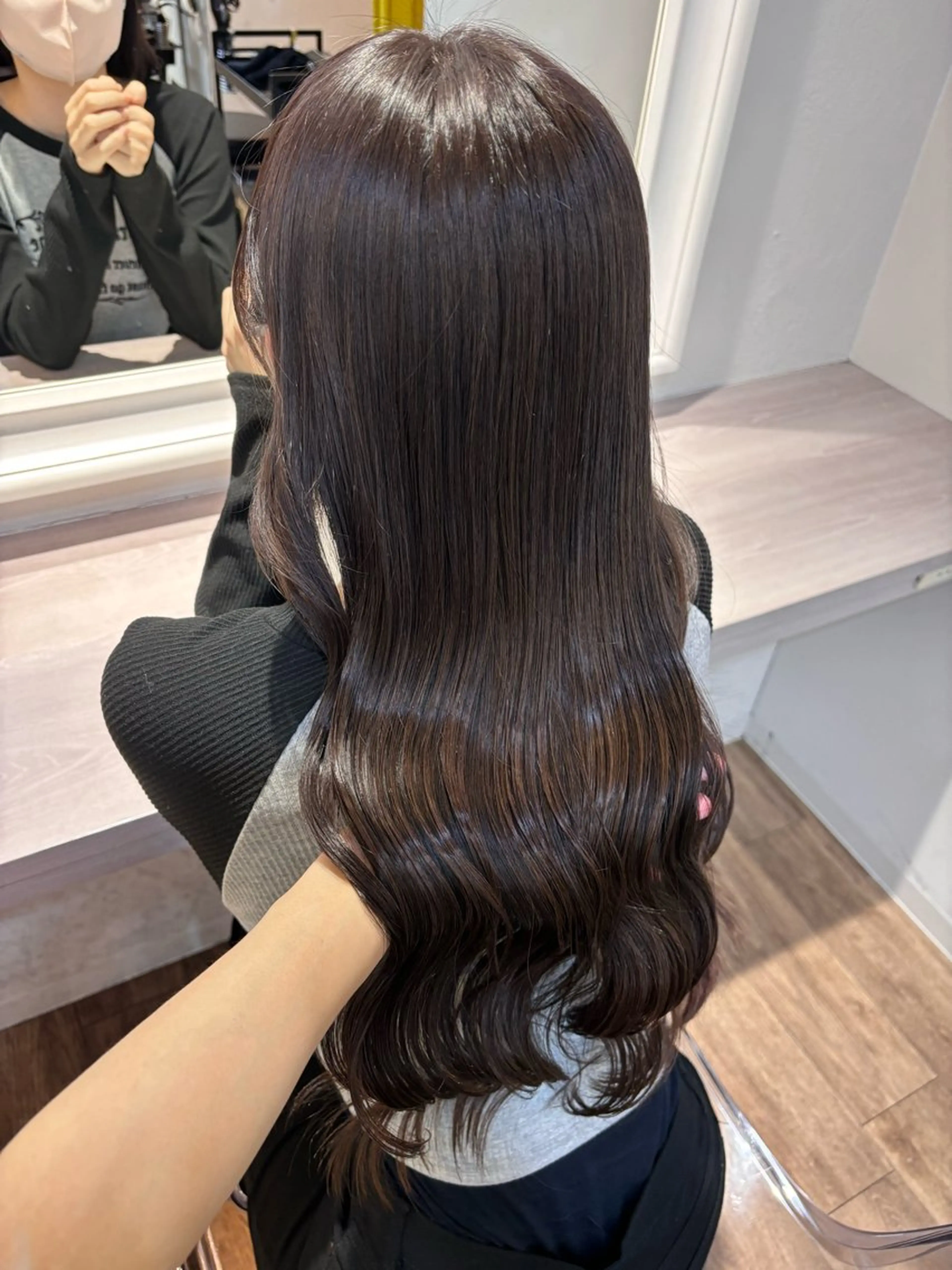 ロング カラー HONOKA/ ブリーチ無し艶カラーのヘアスタイル