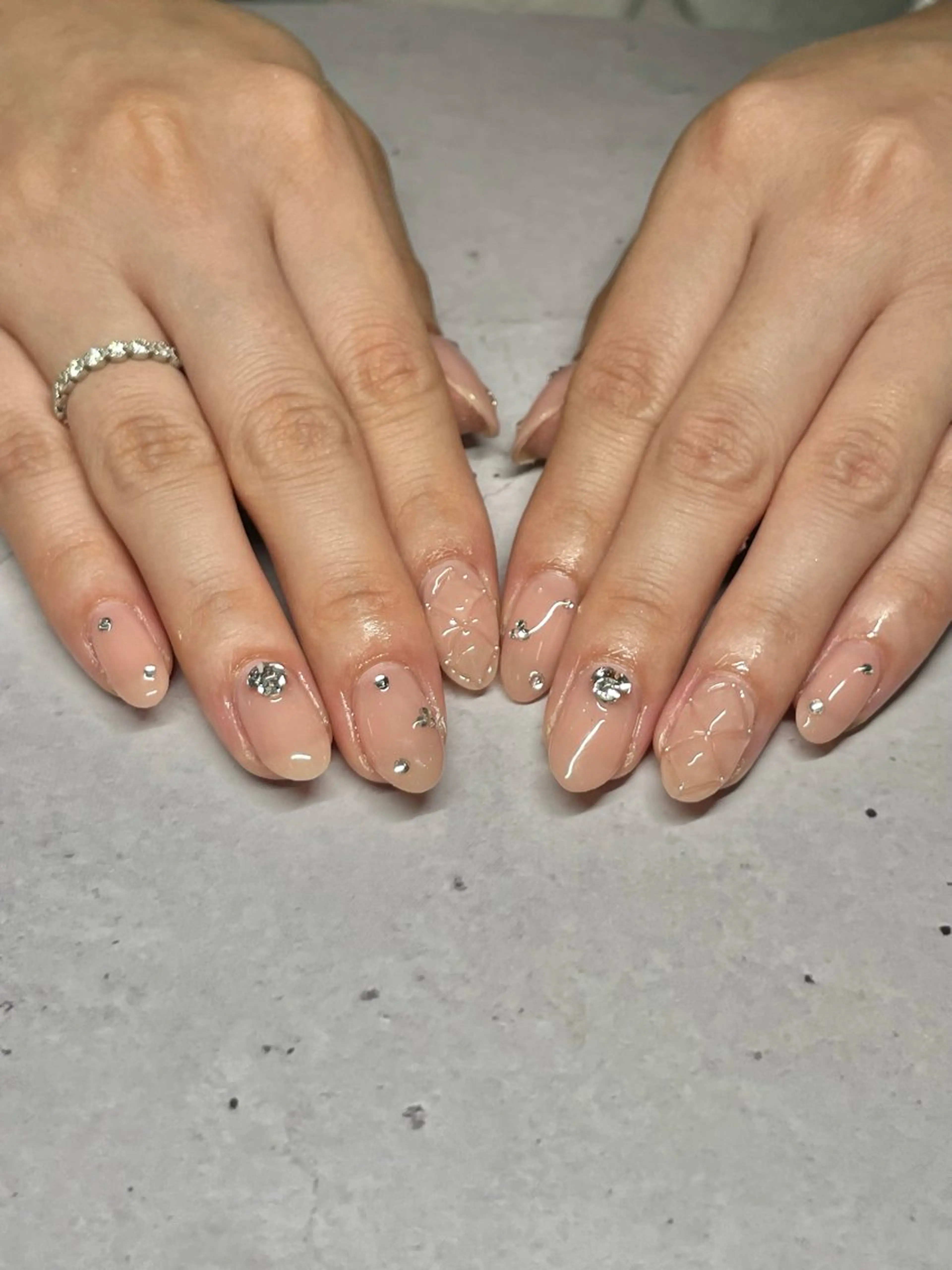 ネイル ハンドネイル Daywithout Anitingさきのネイルデザイン