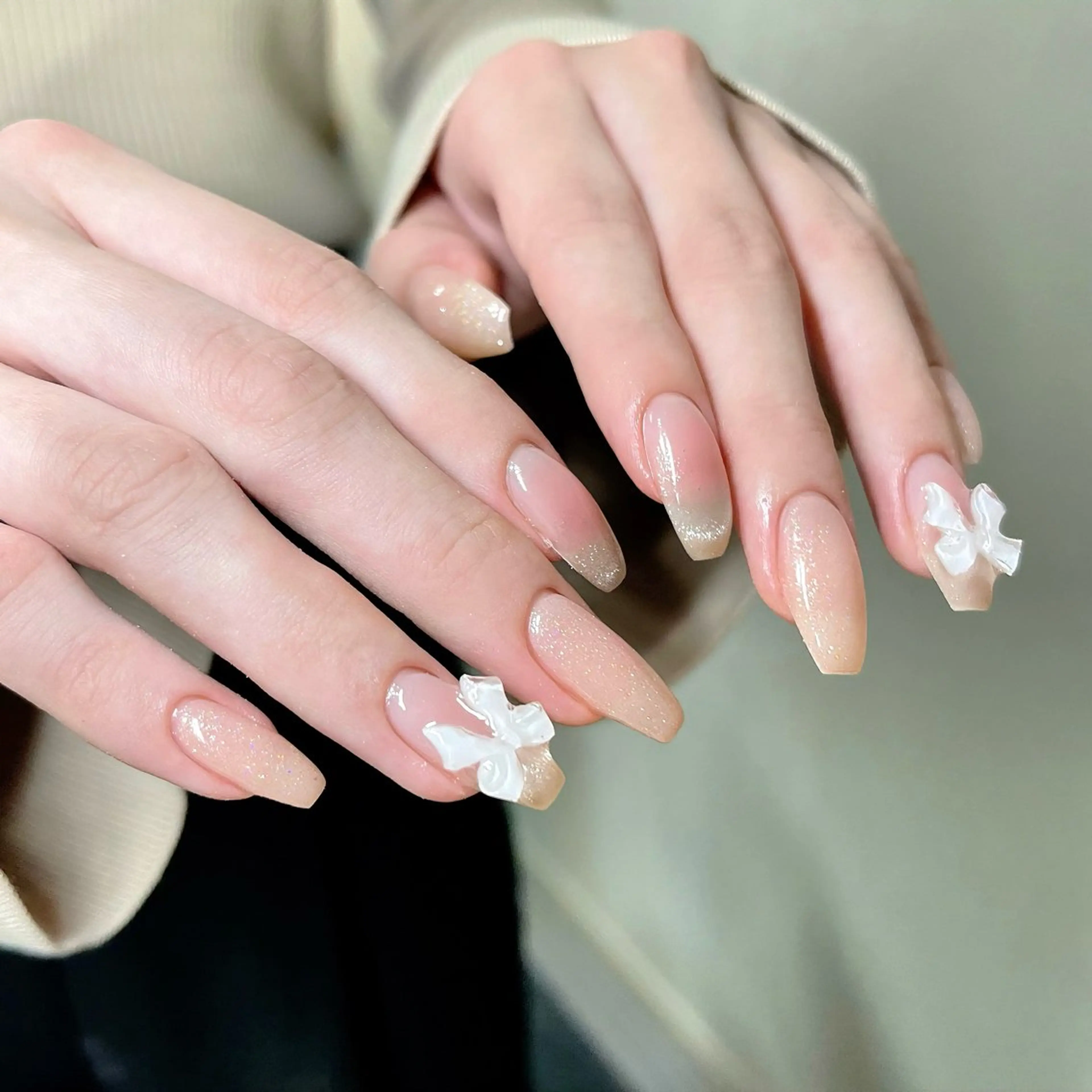 ネイル グラデーション マグネットネイル オフィスネイル ワンカラーネイル ワンホンネイル ハンドネイル 🫧OPELIA NAIL渋谷🫧のネイルデザイン