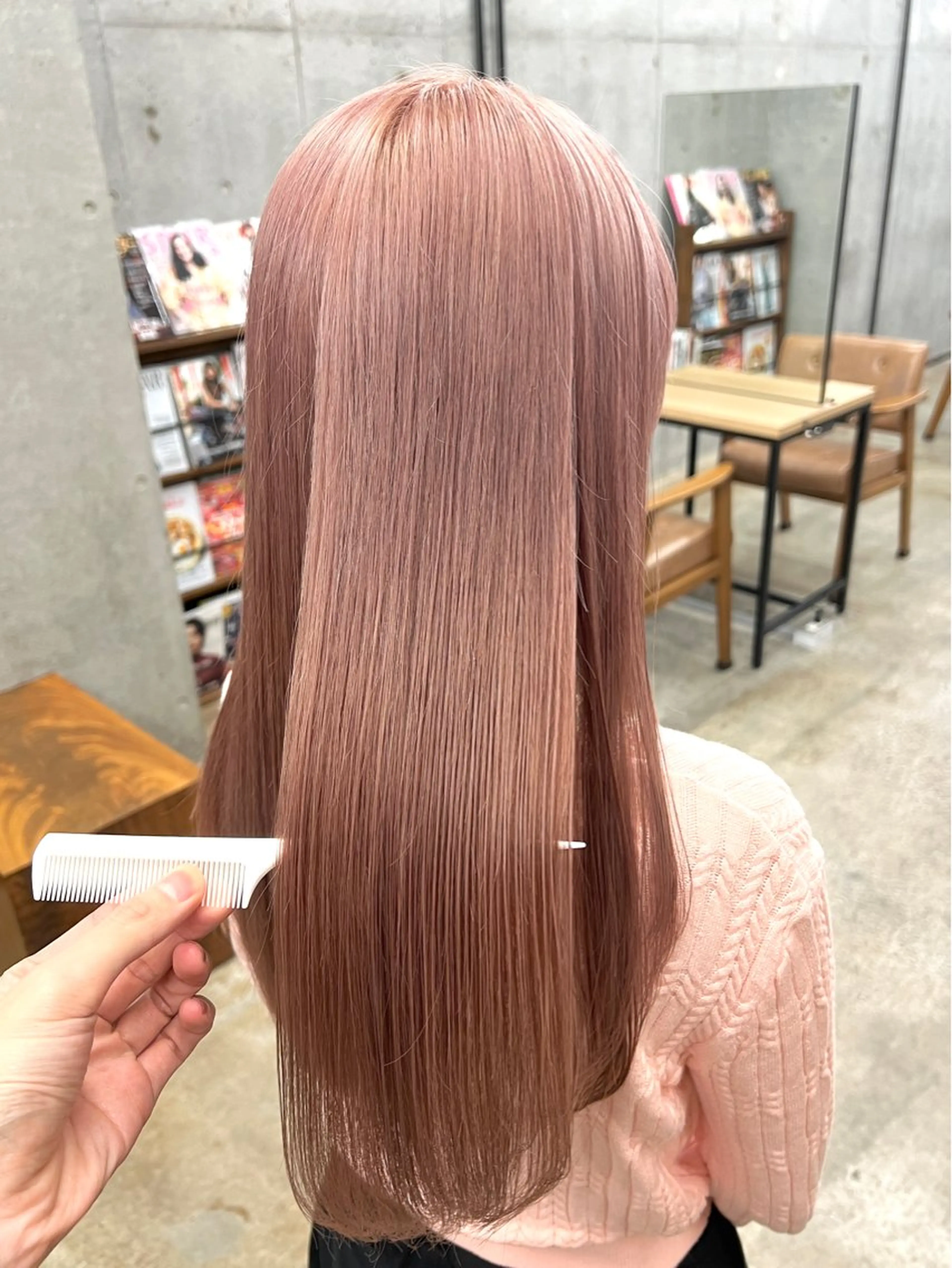 ロング カラー 🍂顔まわりカットと ミルクティー🍼翔太のヘアスタイル
