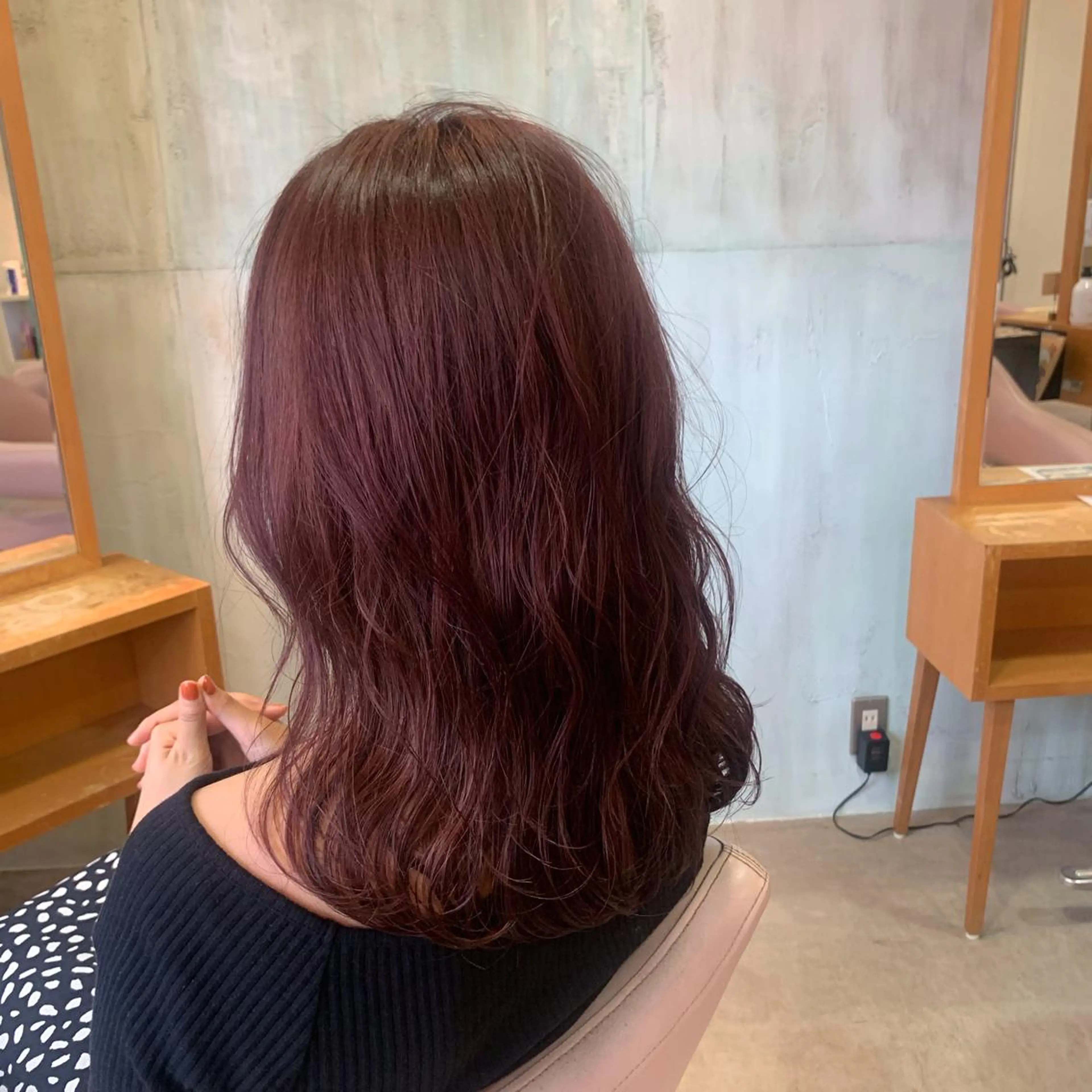 ミディアム カラー 中村 瑞希のヘアスタイル