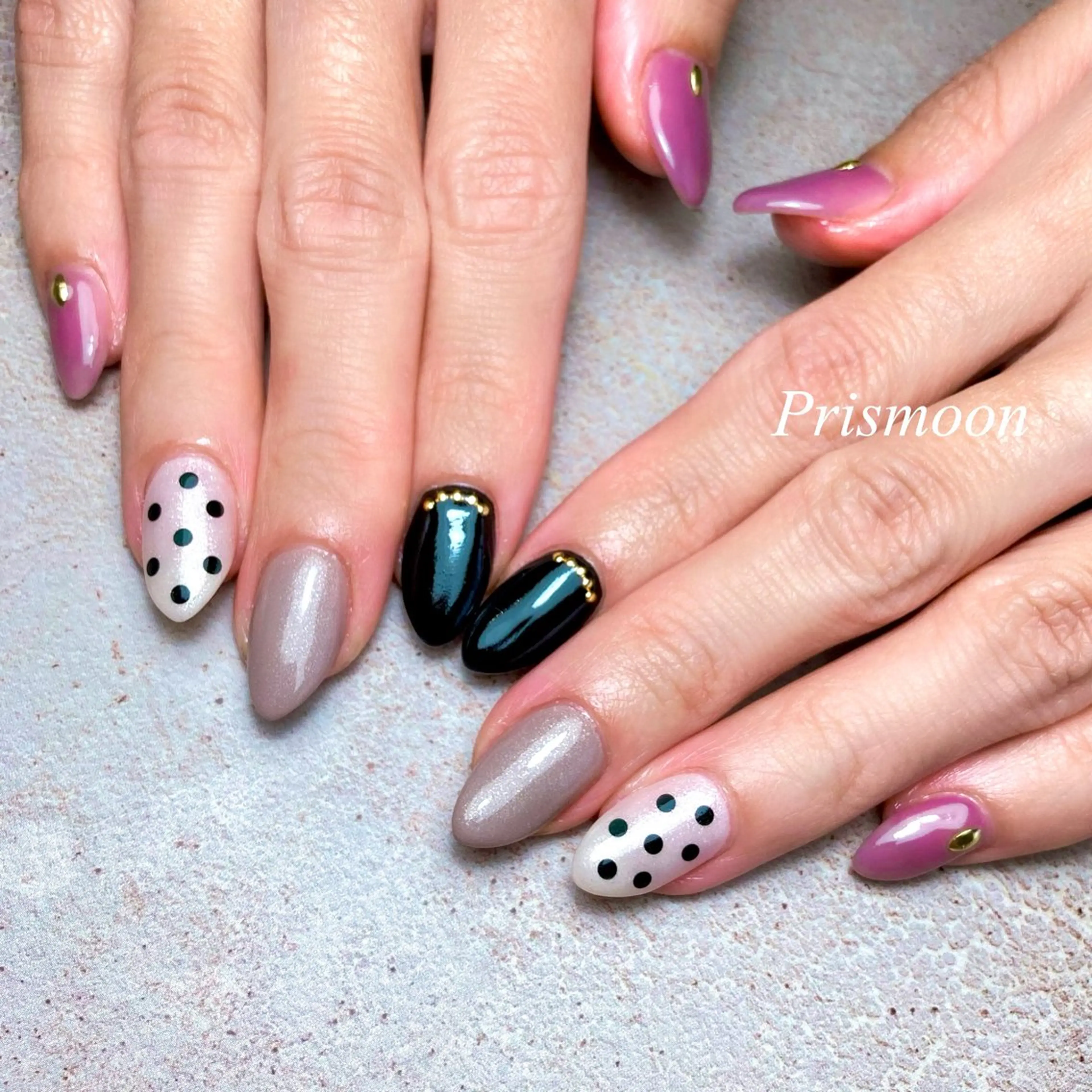 ネイル ドット ハンドネイル Prismoon  Nail所属・Prismoon Nailのネイルデザイン