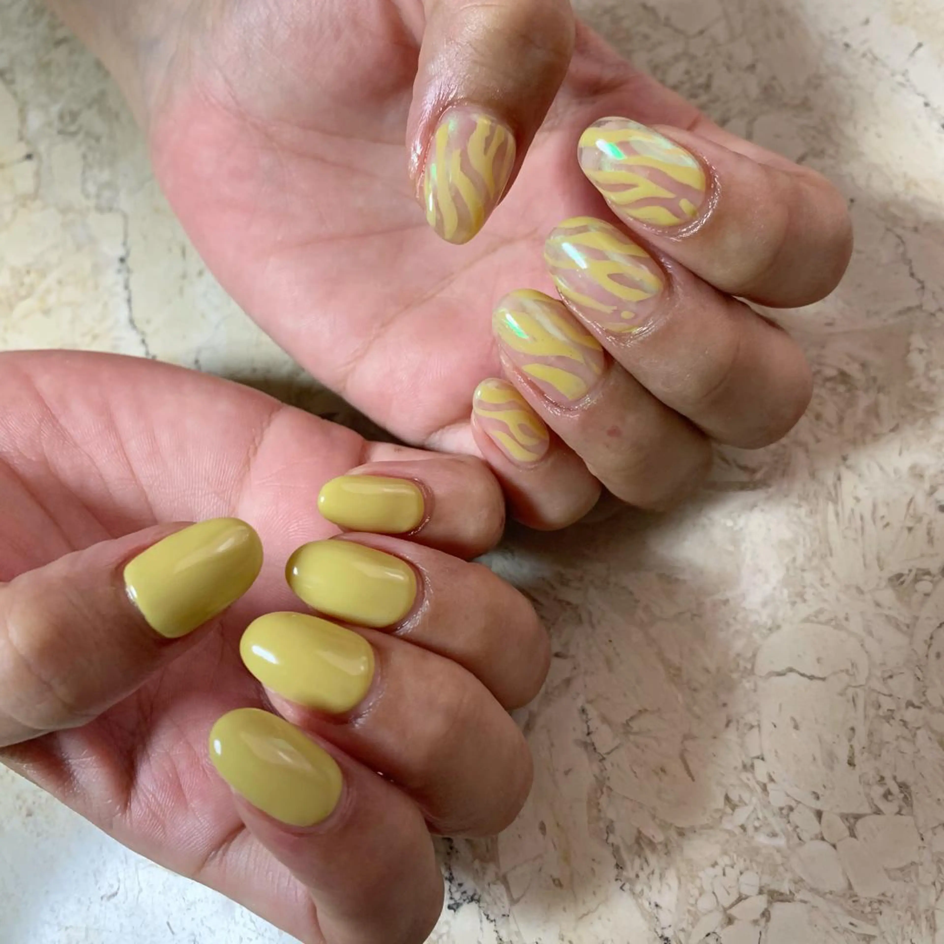 ネイル アニマル柄 アートネイル オーロラネイル ワンカラーネイル ハンドネイル フットネイル nail salon mieux(ミュー)のネイルデザイン