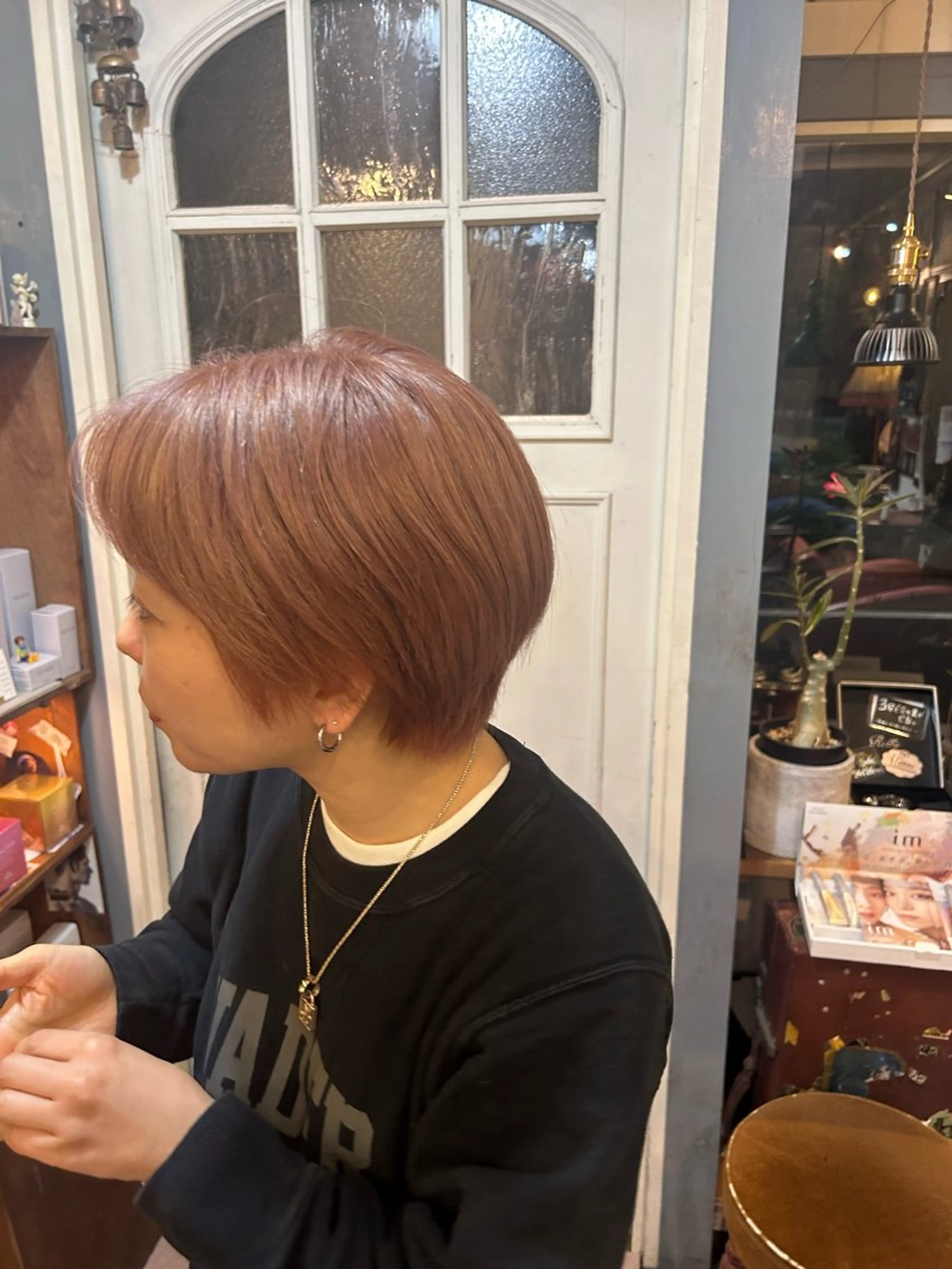 ショート カラー ベージュカラー ピンクカラー ピンクベージュ ヘアカラー トリートメント 清水千優/パーマ/透 明感カラー/メンズのヘアスタイル