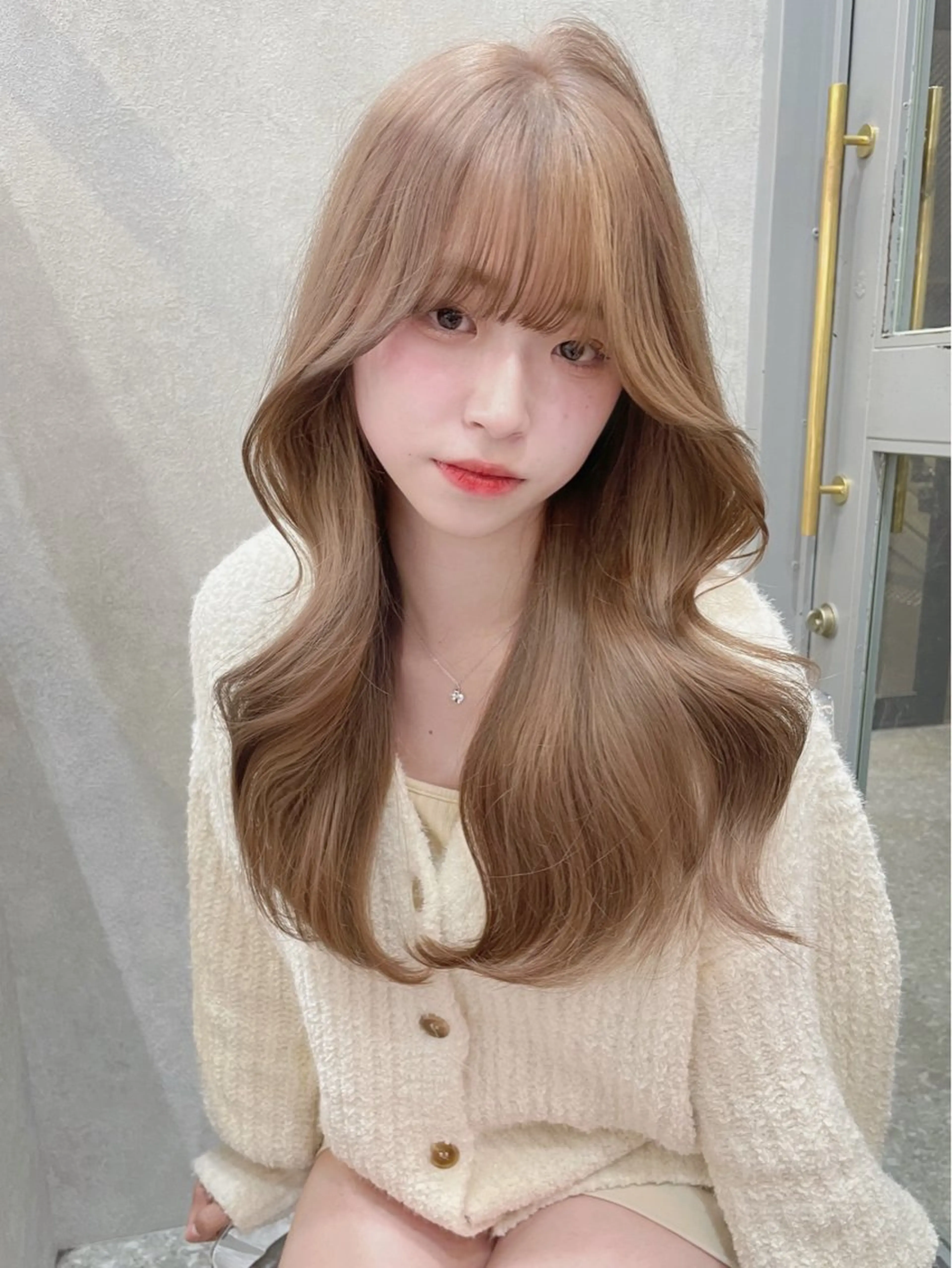 ダブルカラー(ブリーチ+カラー)➕カット➕高浸透トリートメント✨の写真