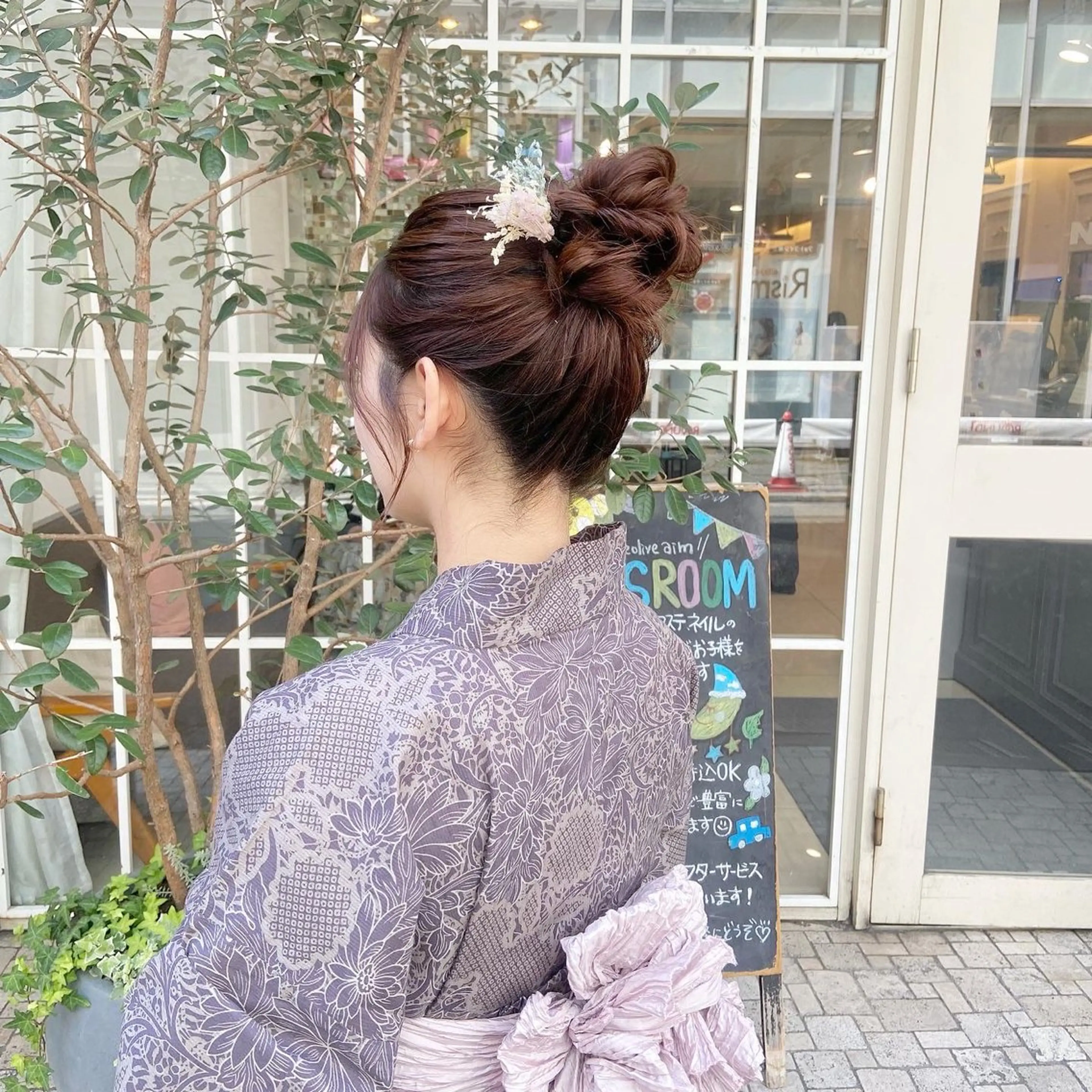 セミロング ヘアアレンジ お団子ヘア 浴衣 🫧 nanaco🫧のヘアスタイル