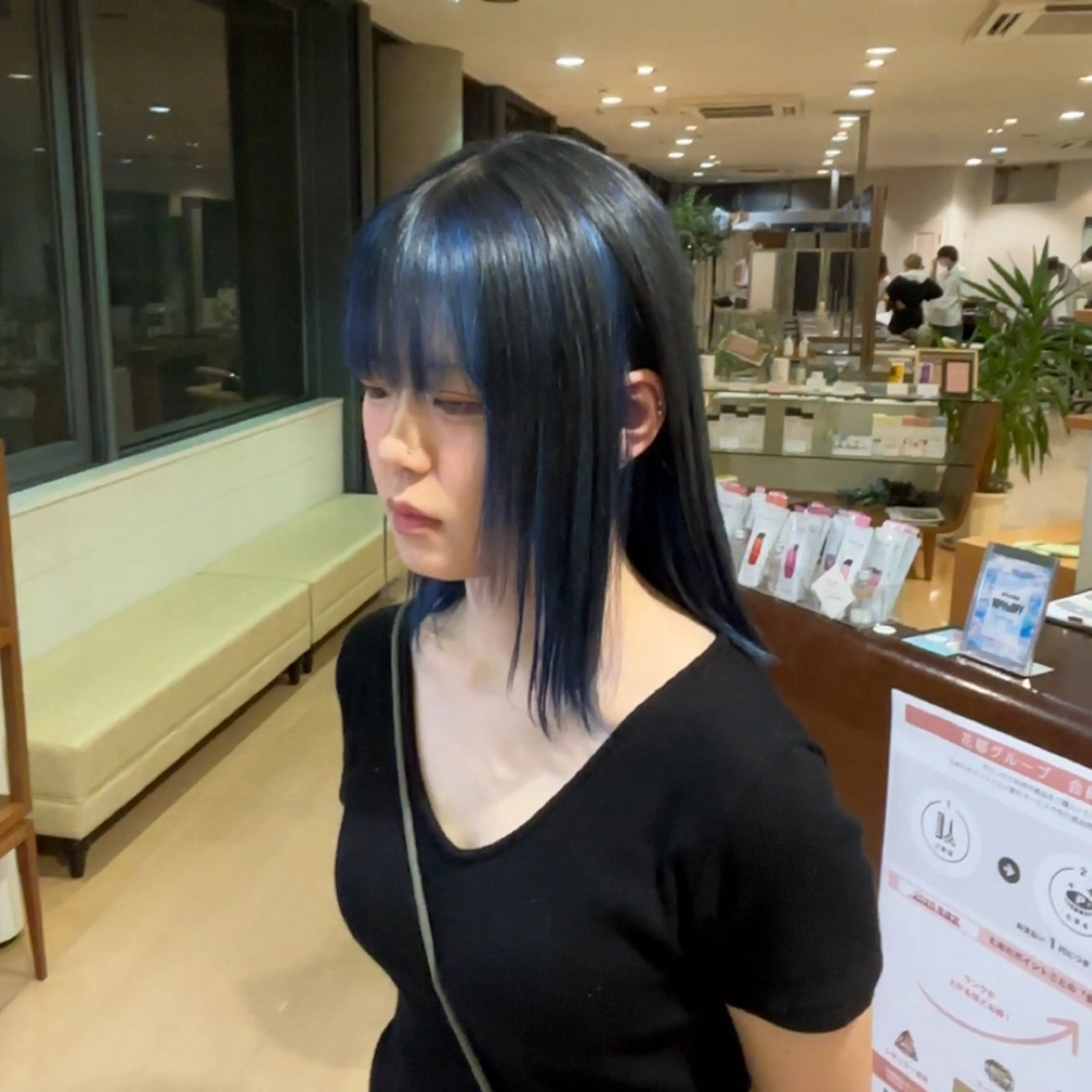 ミディアム カラー aura所属・メンズケアパーマ✨️ ケアブリーチカラーのヘアスタイル