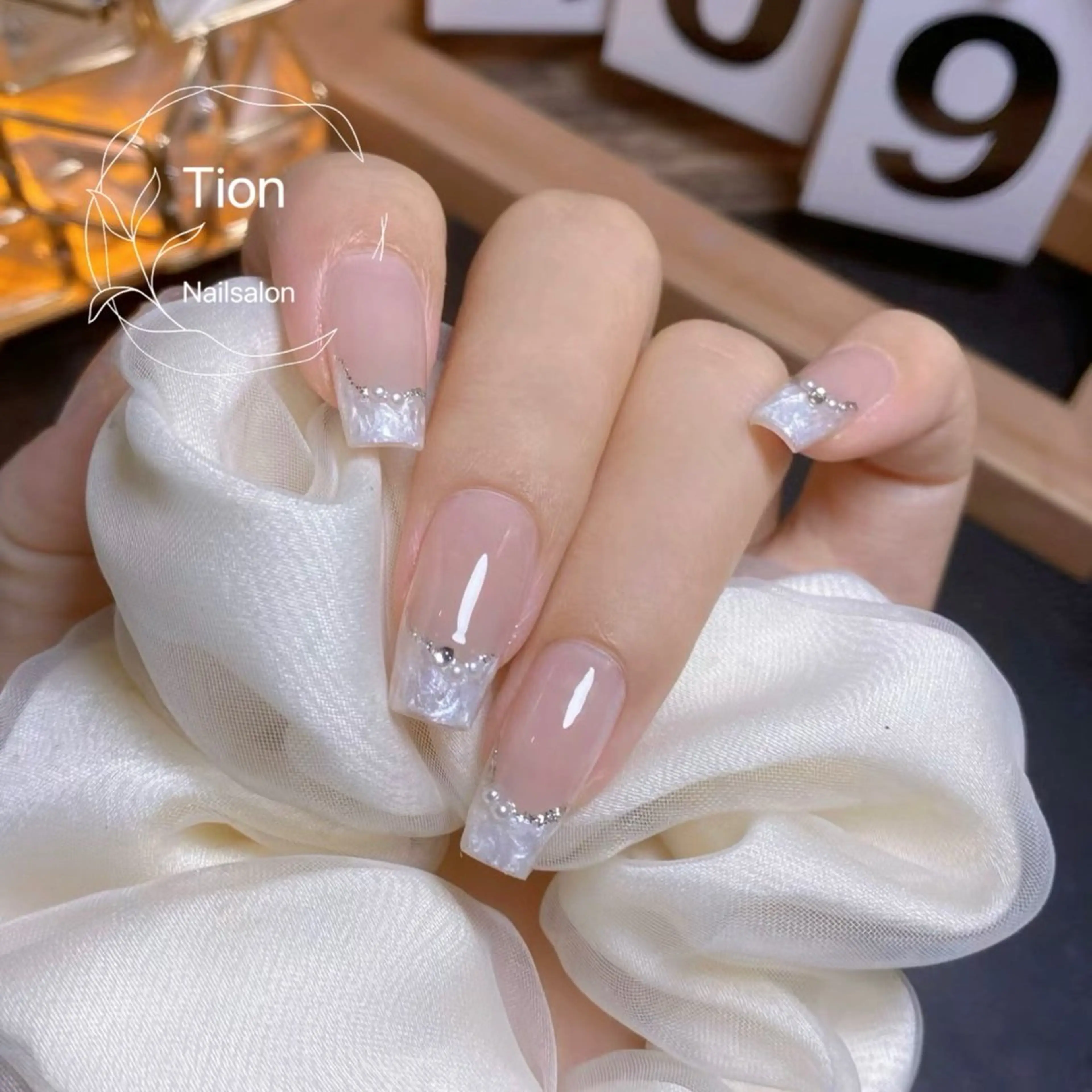 ネイル チークネイル 長さ出し フットネイル フレンチネイル ジェルネイル Nailsalon ティオン 浦和店のネイルデザイン