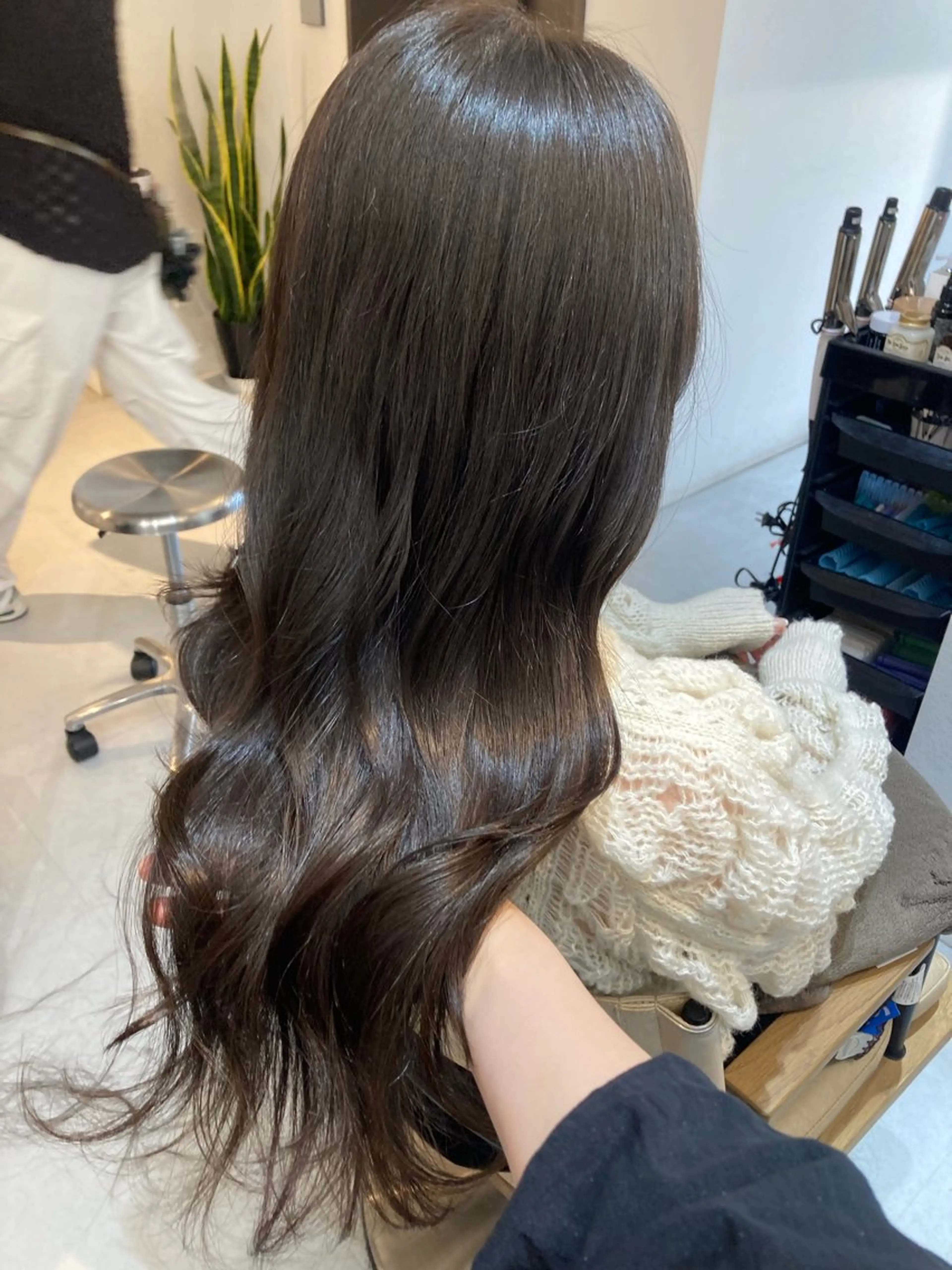 ロング カット ヘアカラー トリートメント ✨色持ちの良い艶 カラー✨蟹江真世のヘアスタイル
