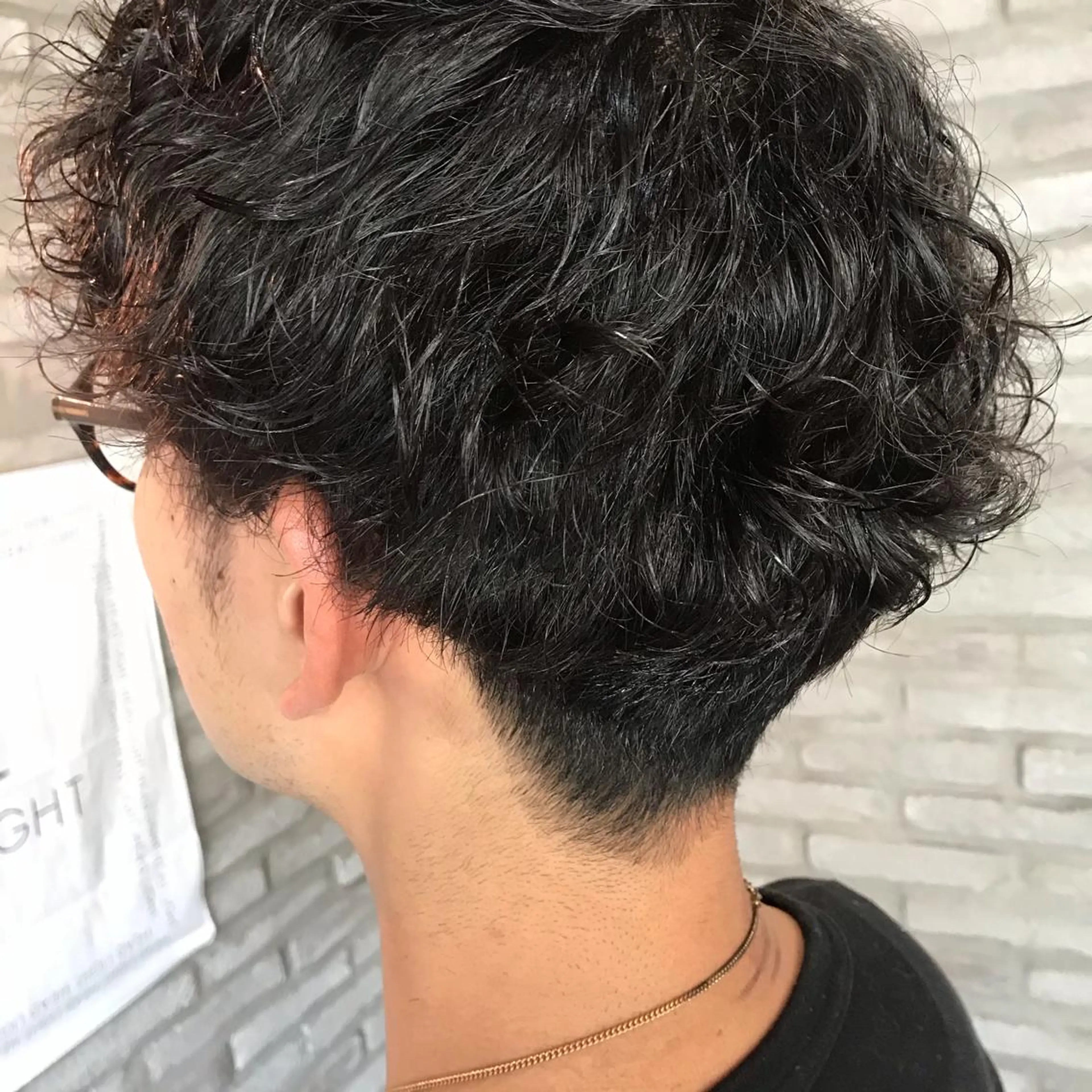 パーマ メンズ メンズパーマ ツイストスパイラルパーマ スパイラルパーマ Ursus hair Design by HEADLIGHT 本八幡所属・佐々木 千夏のヘアスタイル