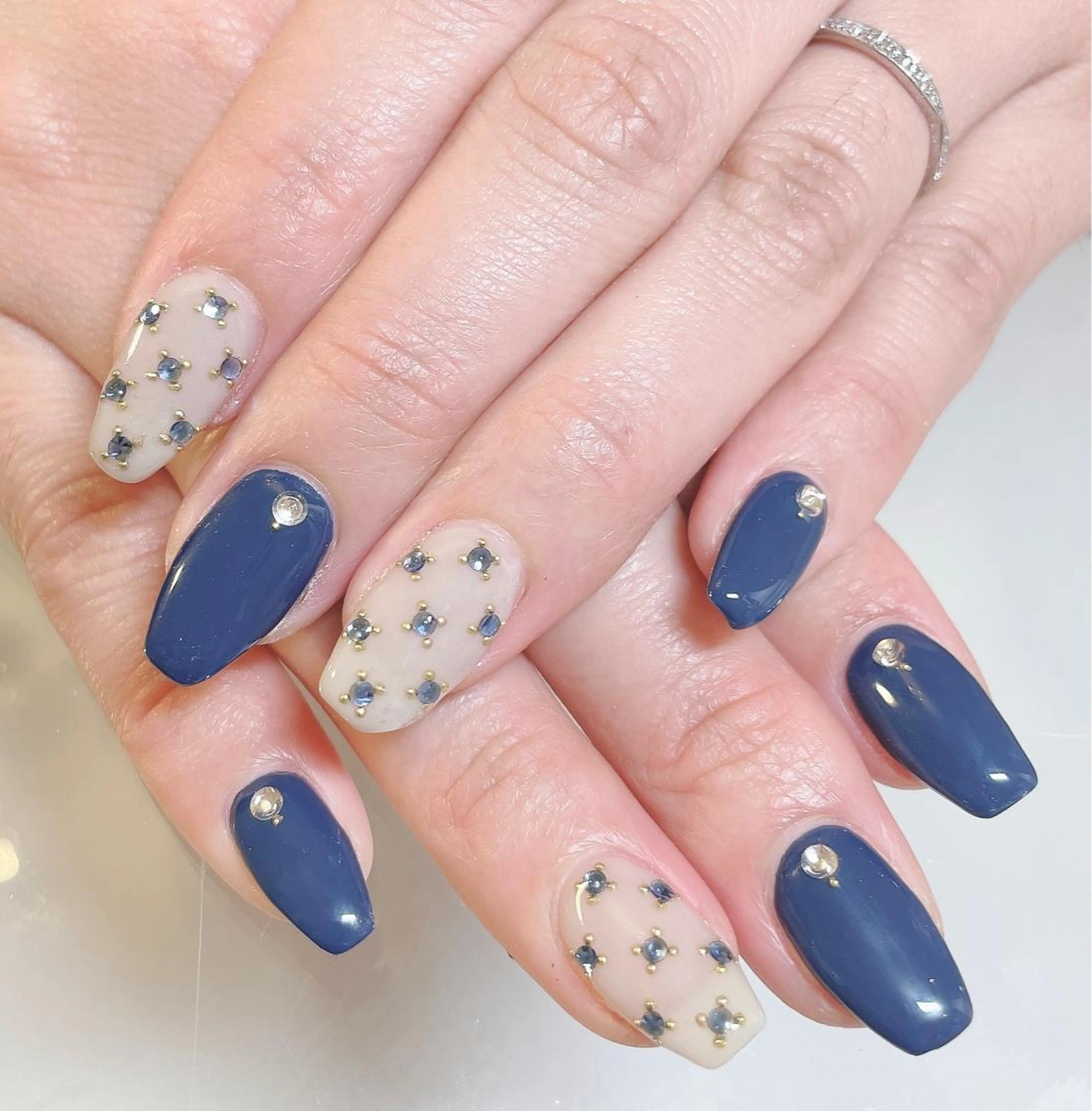 ネイル キラキラネイル ハンドネイル Nail room Lunaのネイルデザイン