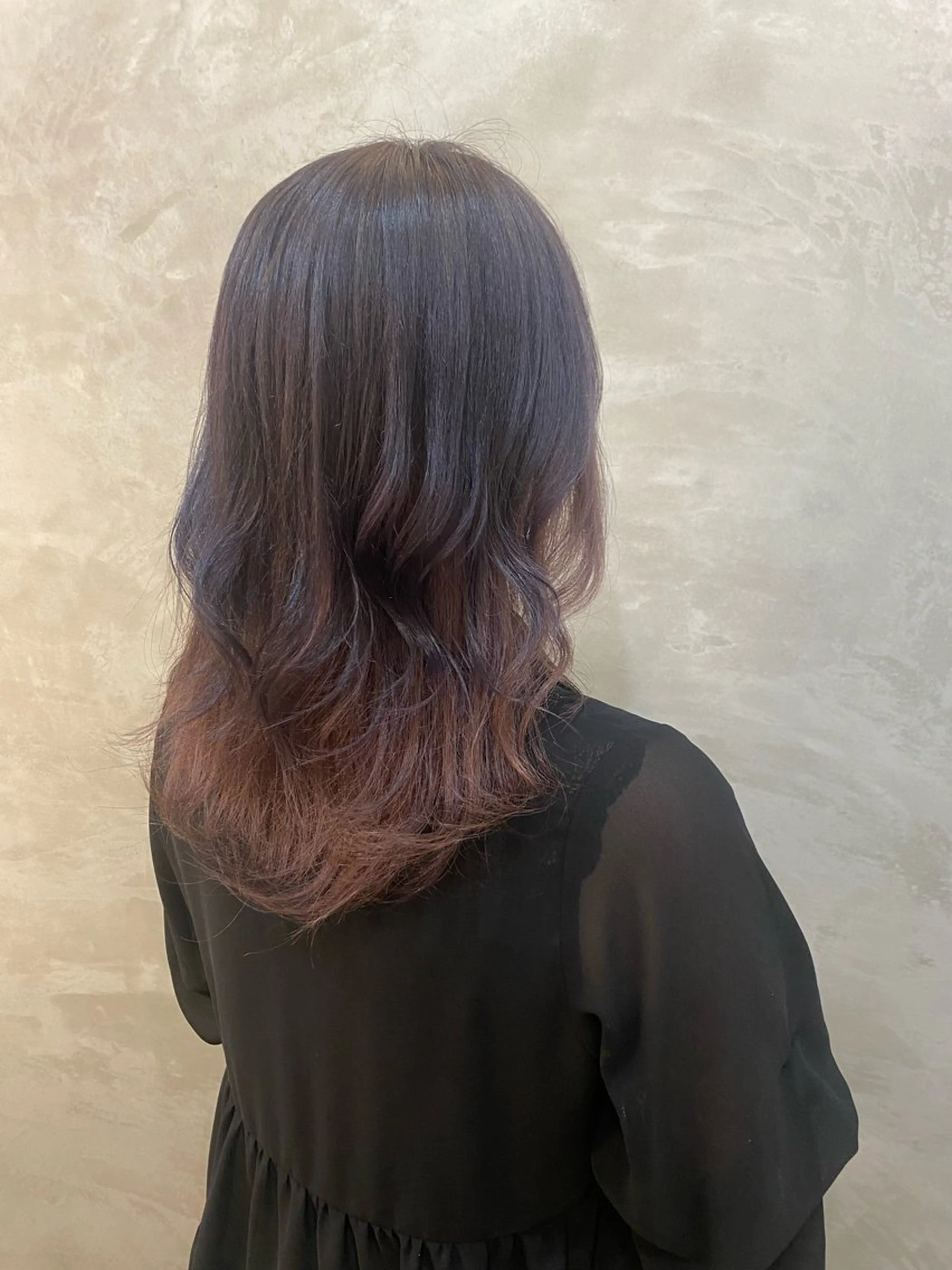 セミロング カラー hair&culture gallery moloco　神保町　九段下店所属・RISA🩶🐈‍⬛ カット✨透明感カラーのヘアスタイル
