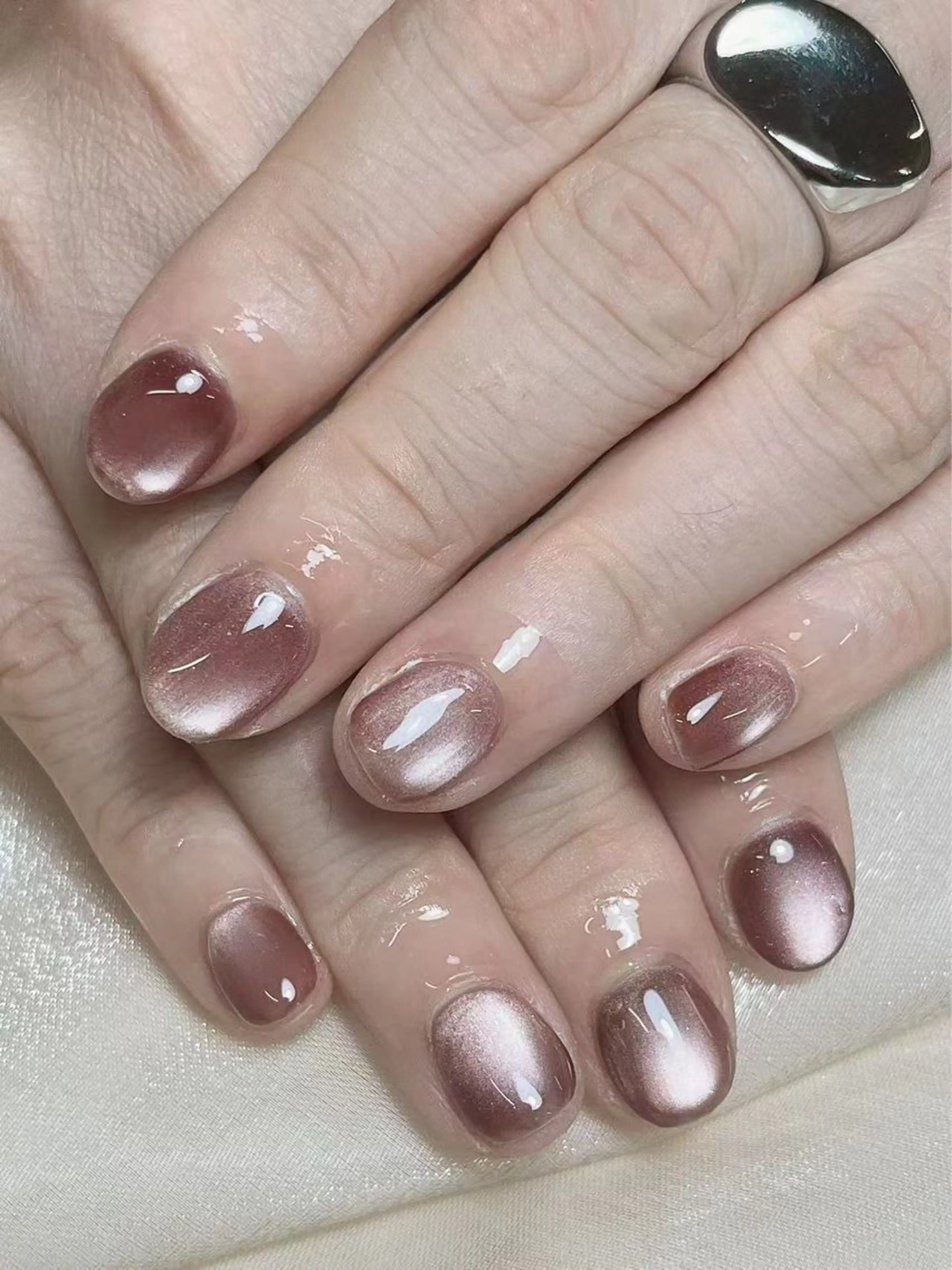 ネイル ハンドネイル LR.ONE リナのネイルデザイン