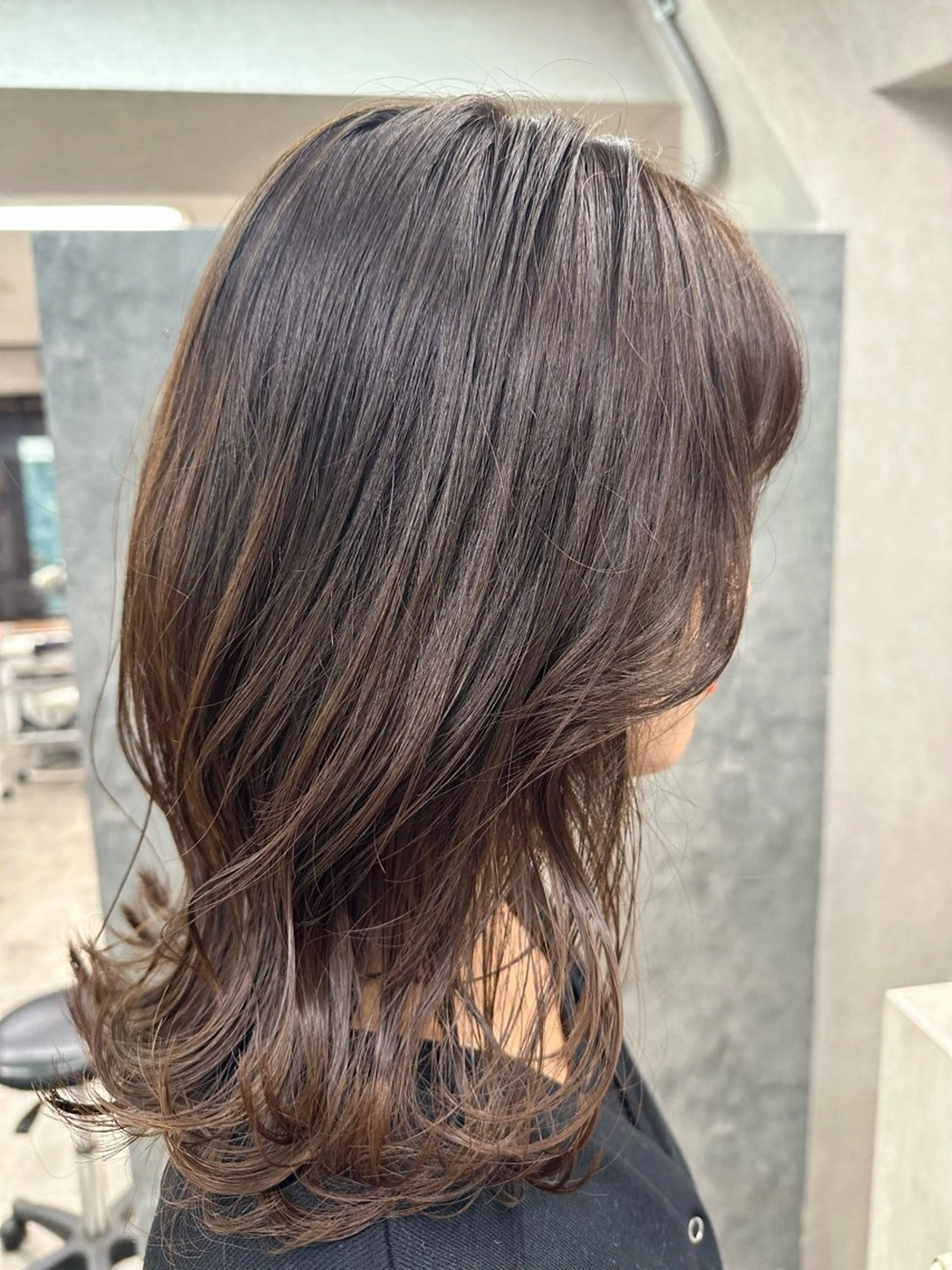 セミロング Noy所属・Noyヨシモト ヒロトのヘアスタイル